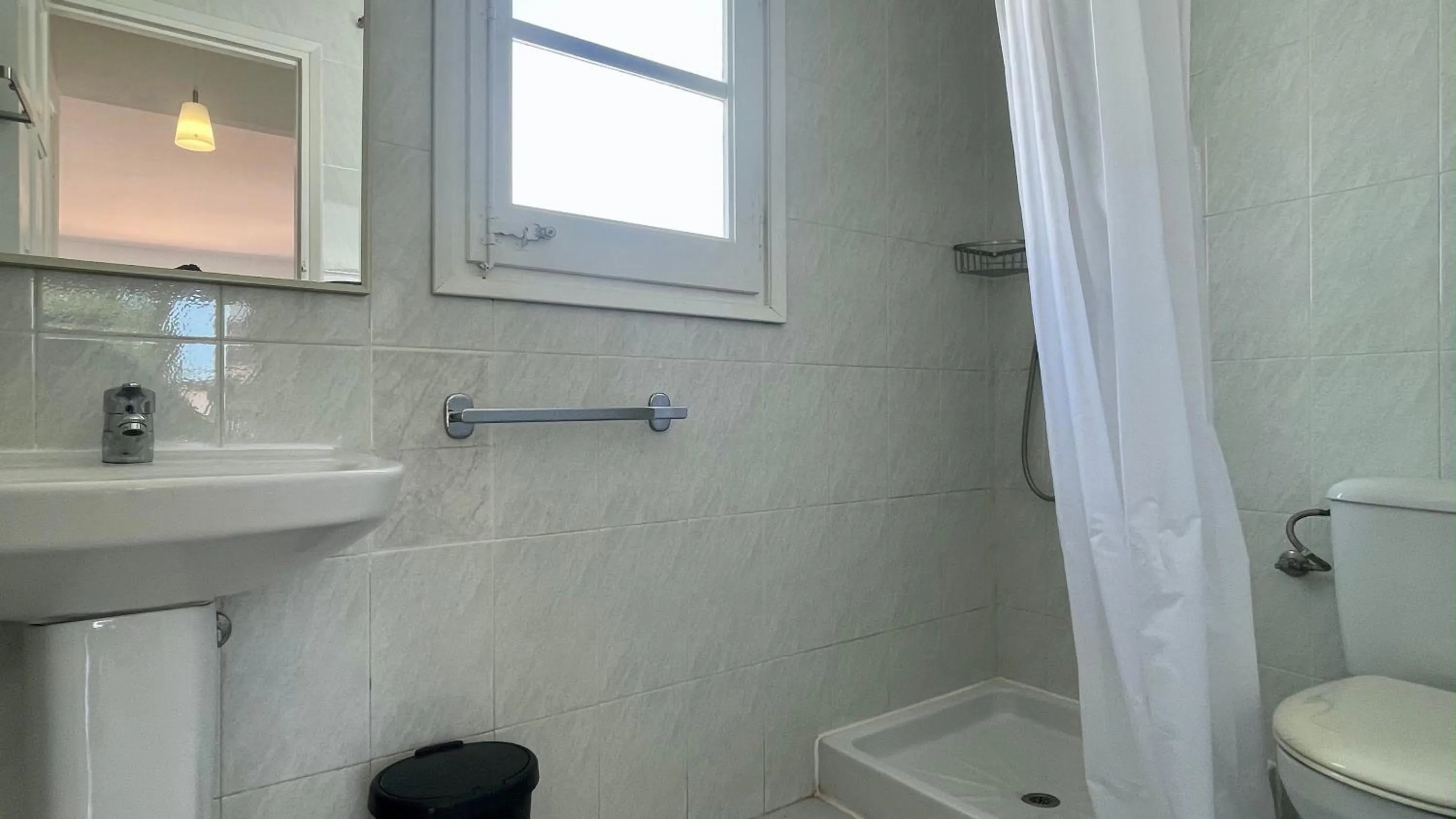 Bathroom in La Vinya 14