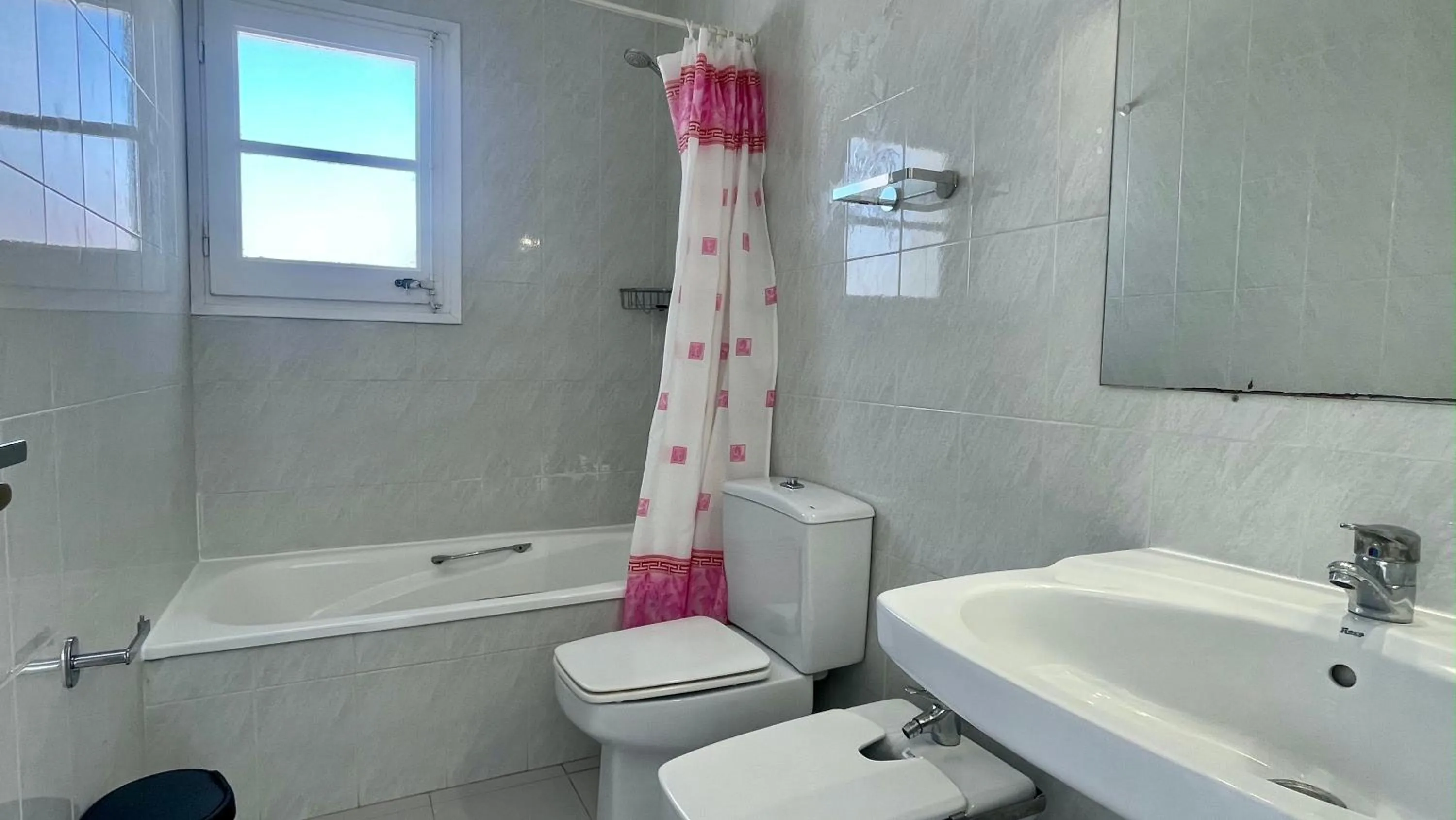 Bathroom in La Vinya 14