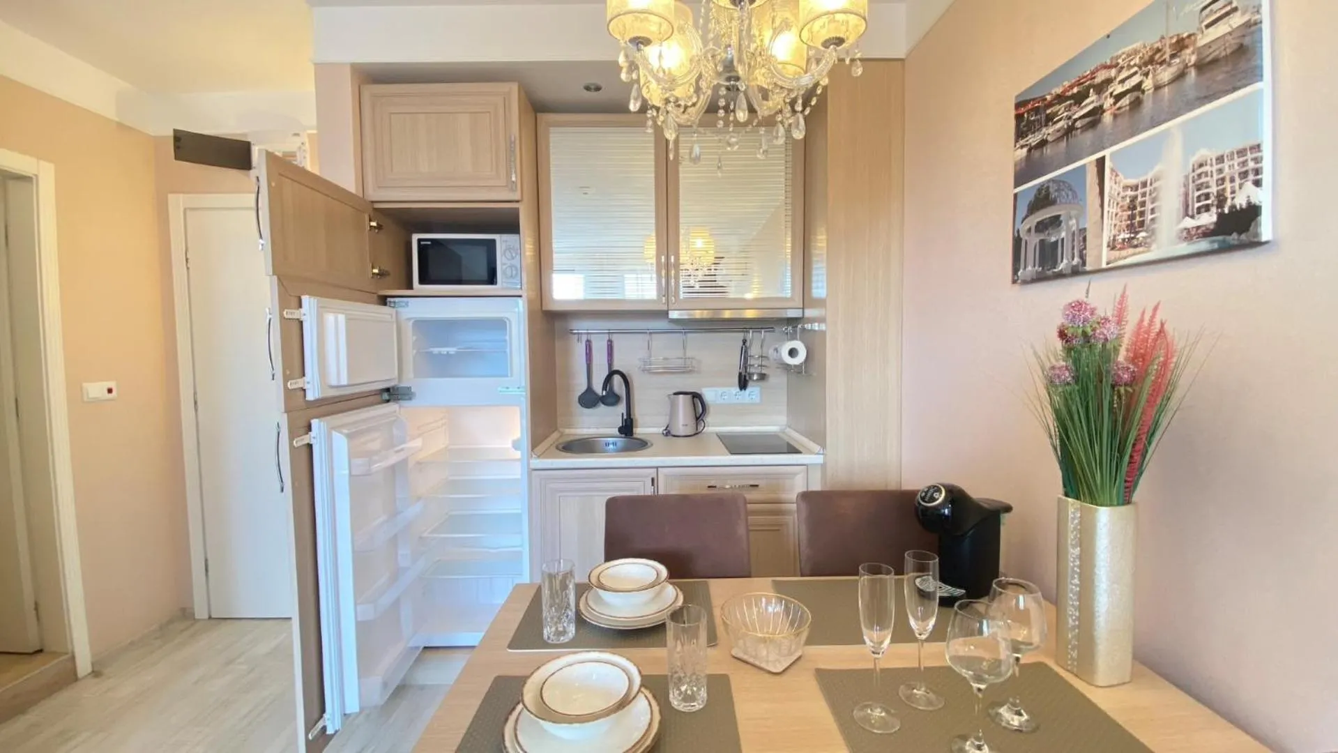 kitchen in Bratanov Harmony Suites Dream Island Apartments