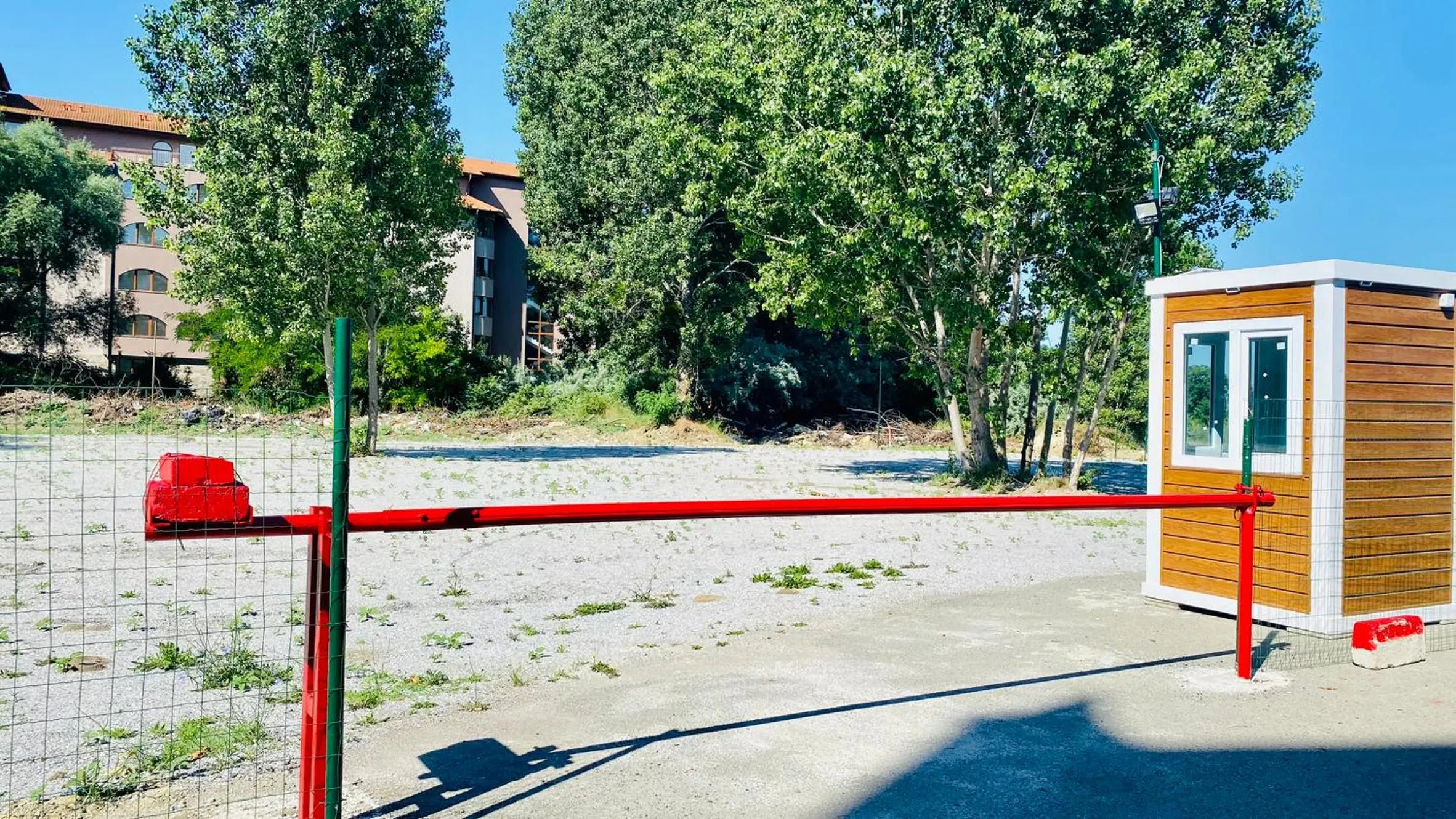 Parking in Bratanov Harmony Suites Dream Island Apartments