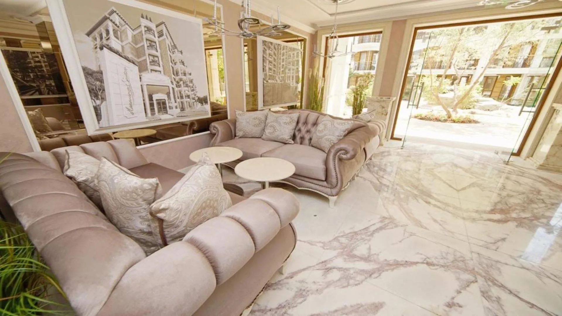 Facade/entrance in Bratanov Harmony Suites Dream Island Apartments
