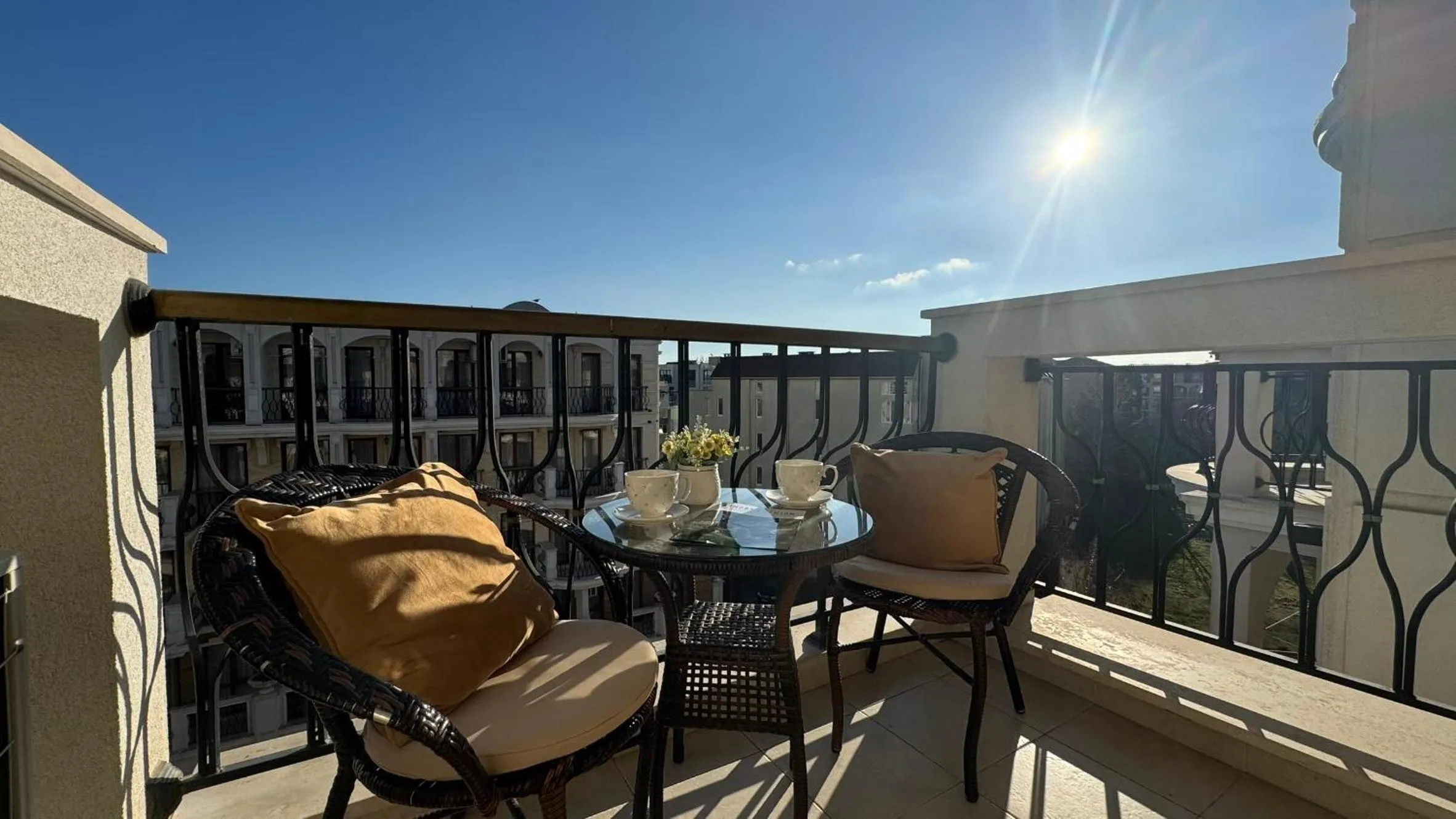 Balcony/Terrace in Bratanov Harmony Suites Dream Island Apartments