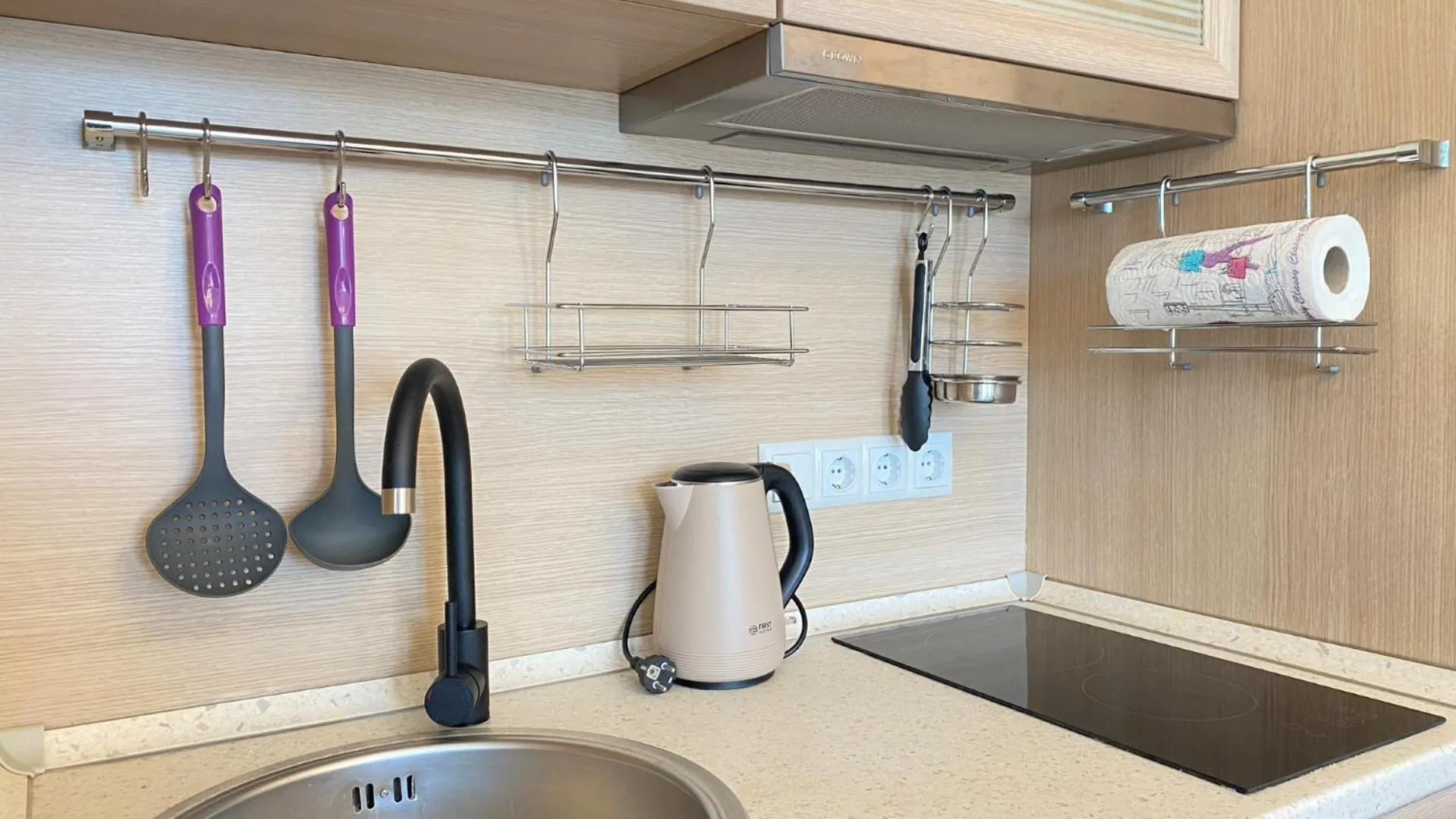Kitchen or kitchenette in Bratanov Harmony Suites Dream Island Apartments