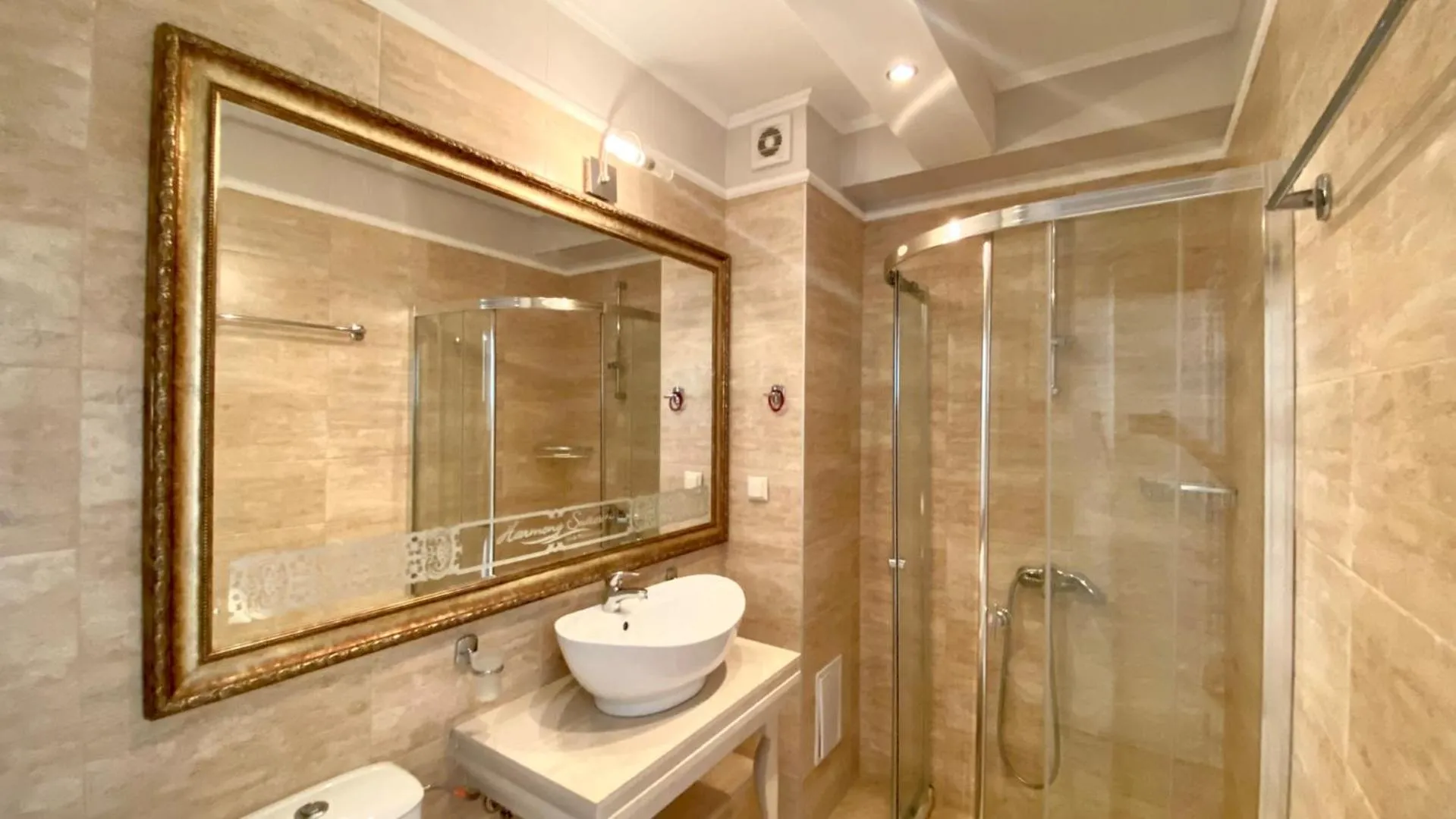 Bathroom in Bratanov Harmony Suites Dream Island Apartments
