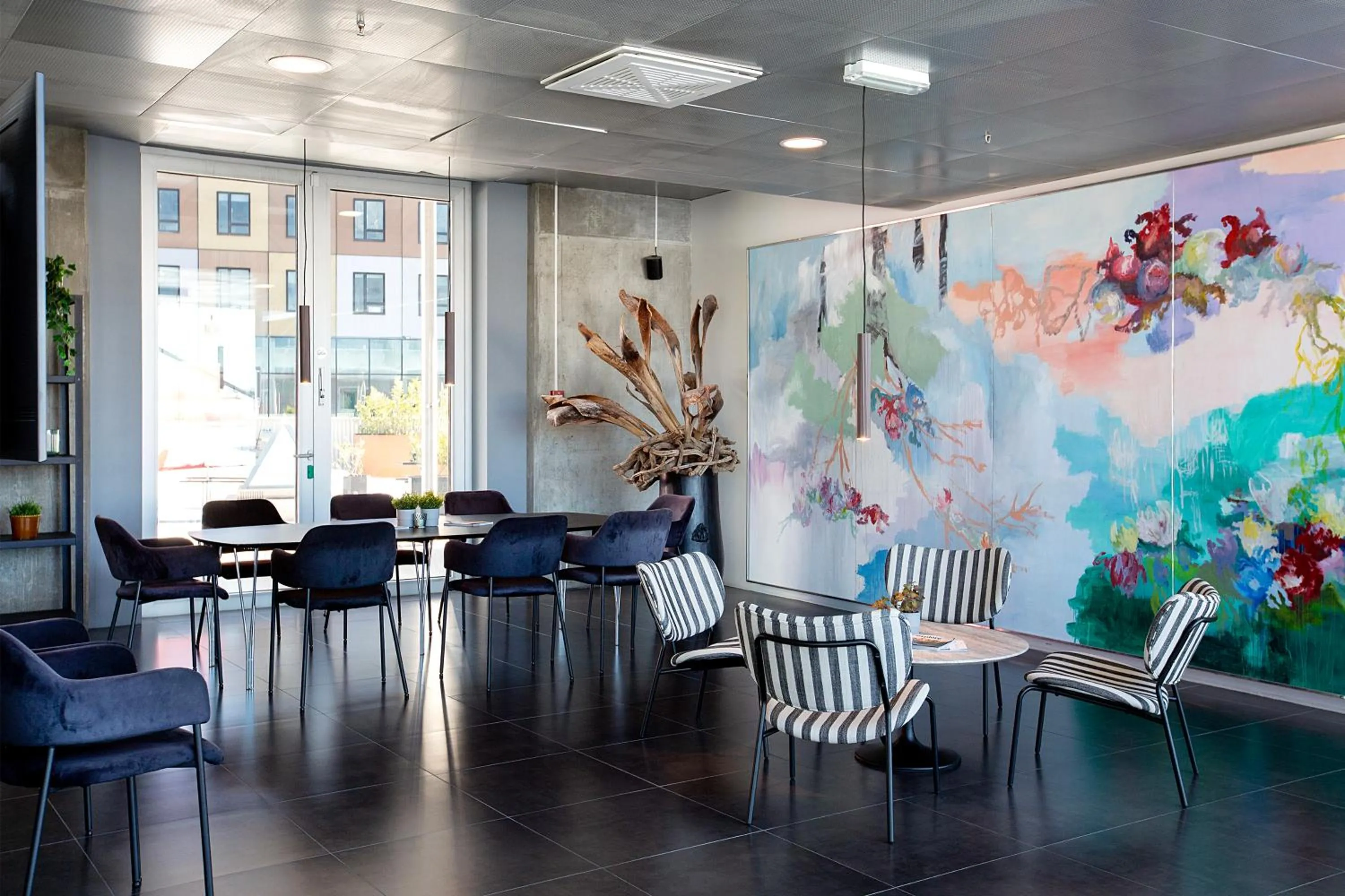 Communal lounge/ TV room in Cabinn Metro