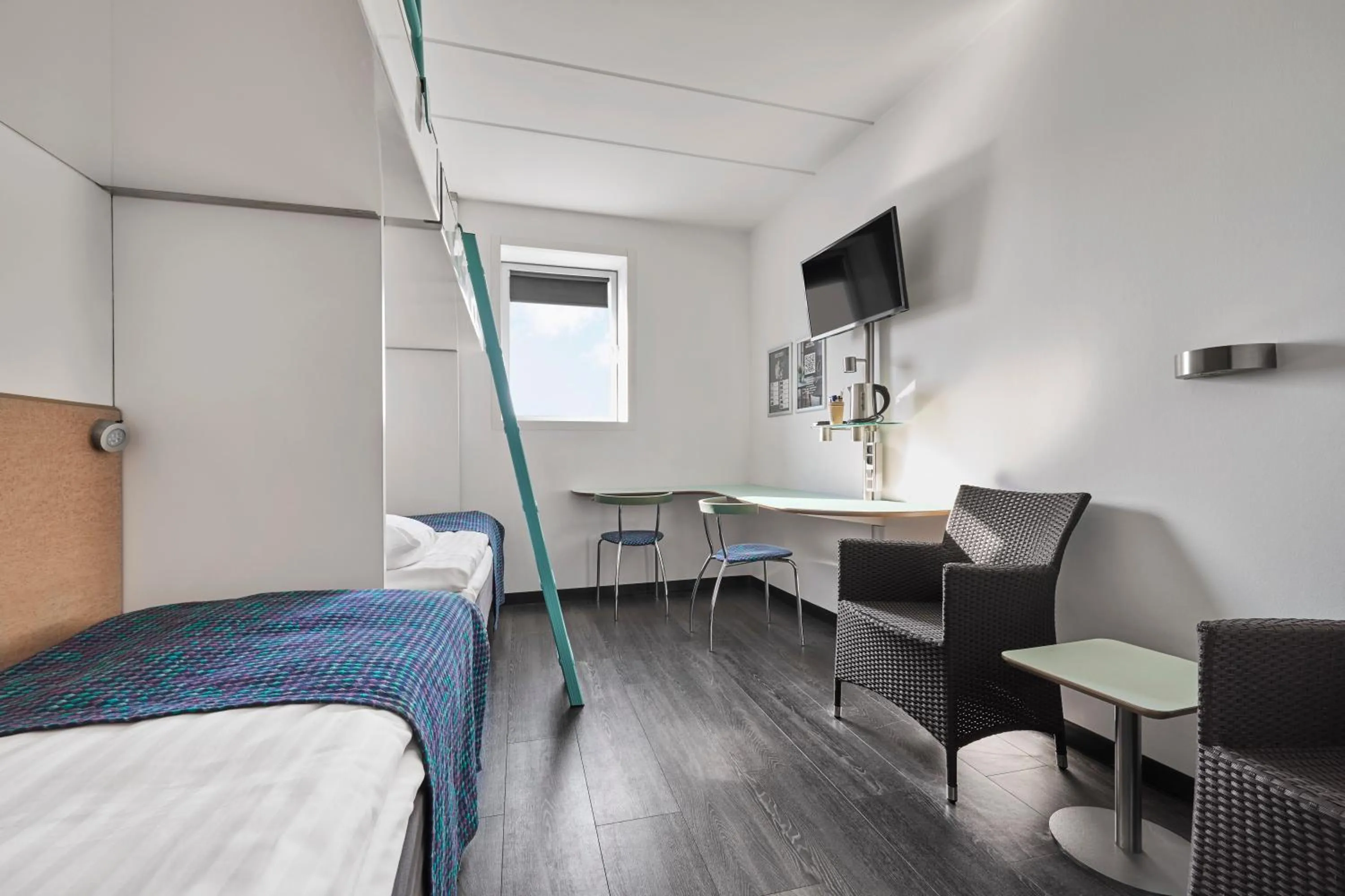 TV and multimedia, Bed in Cabinn Metro