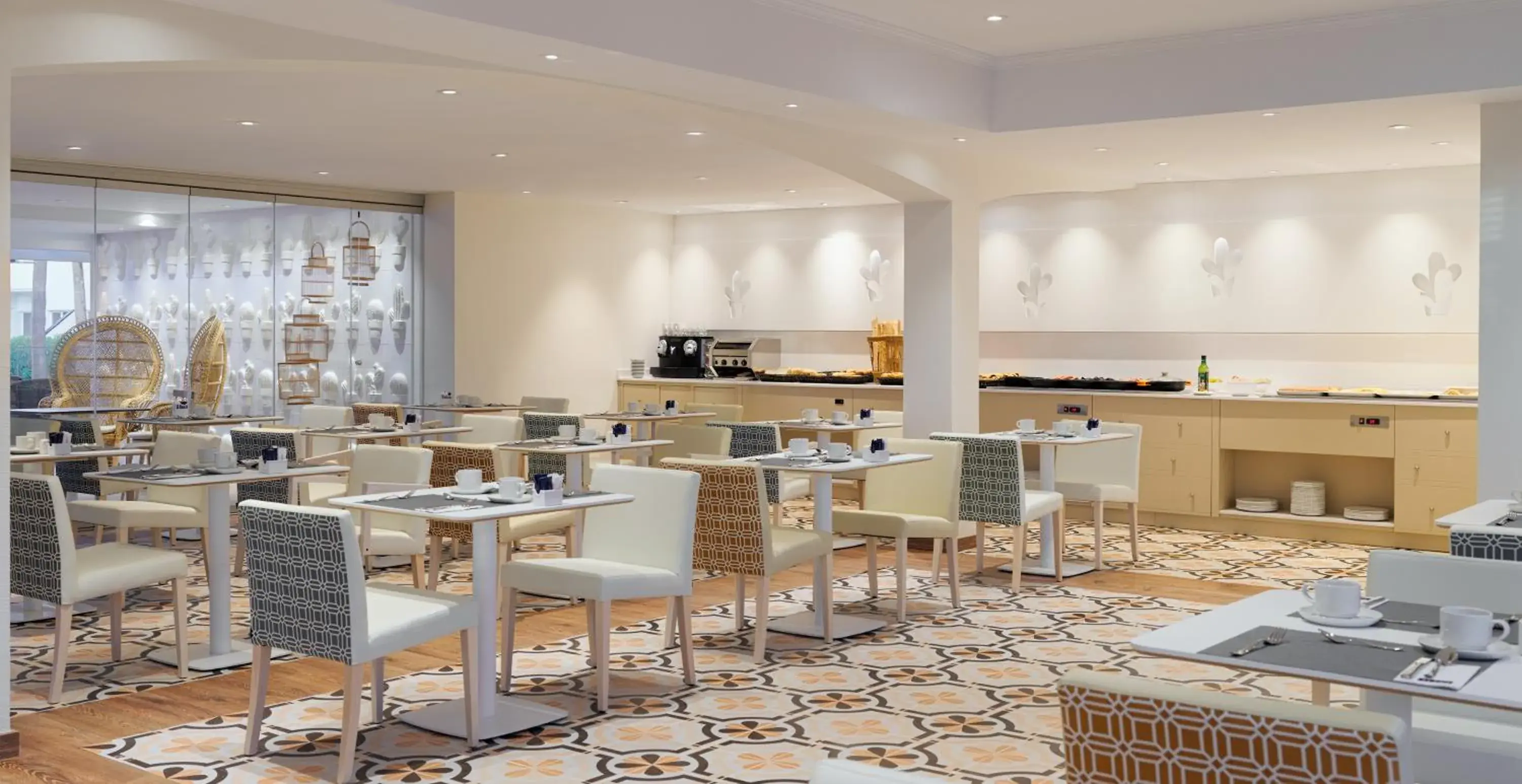 Restaurant/places to eat in H10 Ocean Dunas - Adults Only Restaurant/places to eat in H10 Ocean Dunas - Adults Only