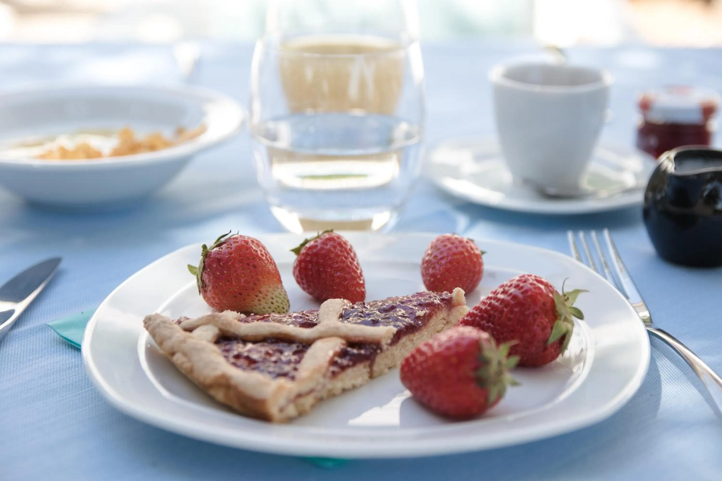 Food and drinks in Hypnos Boutique Hotel