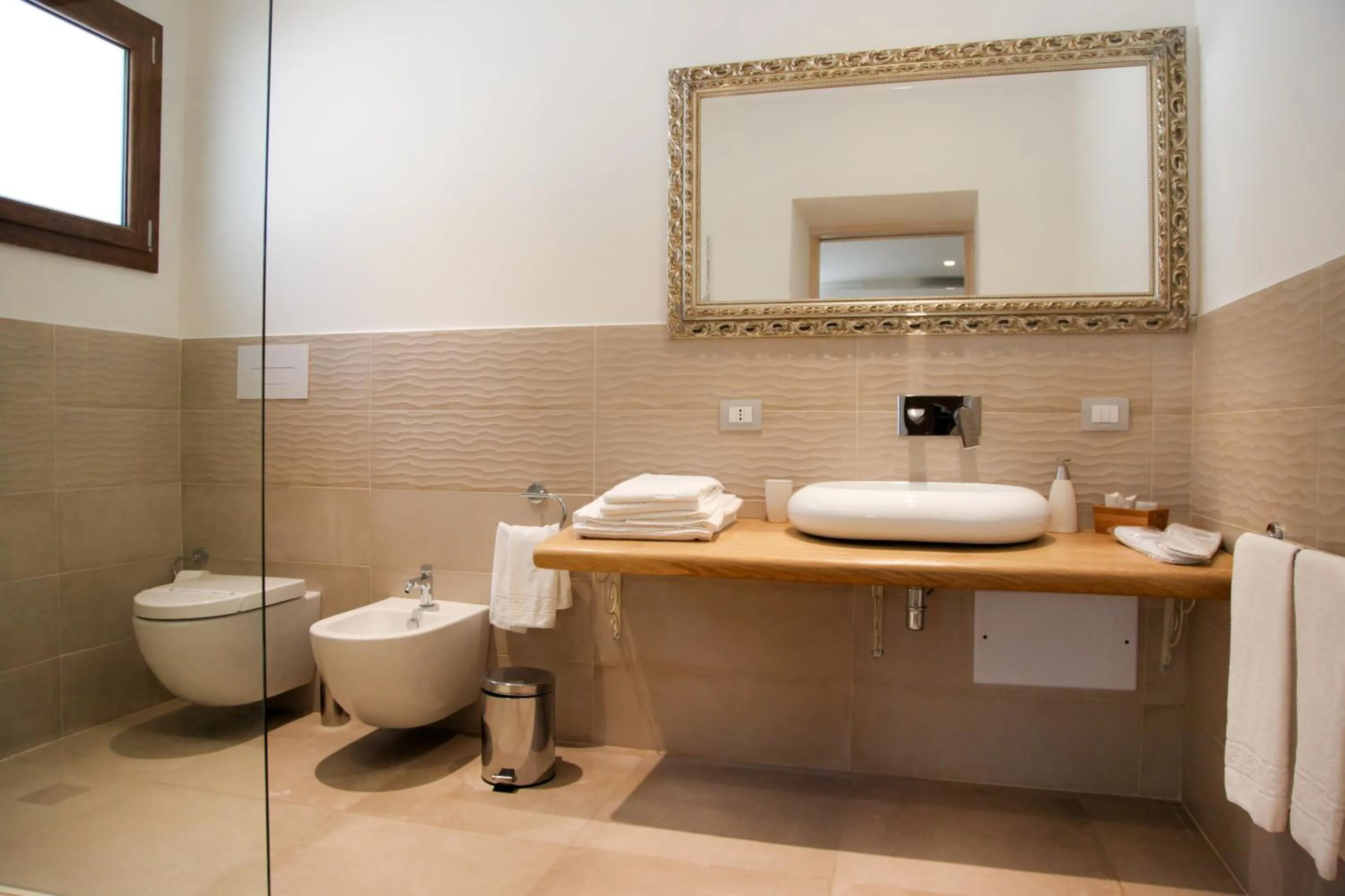 Hypnos Boutique Hotel