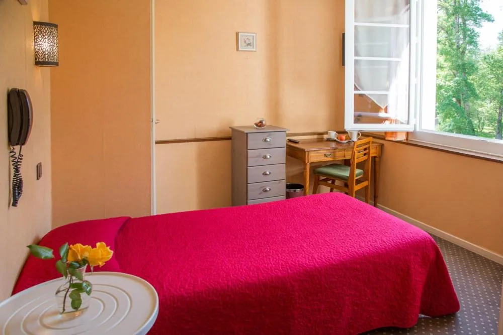 Property building in Hostellerie de La Roseraie