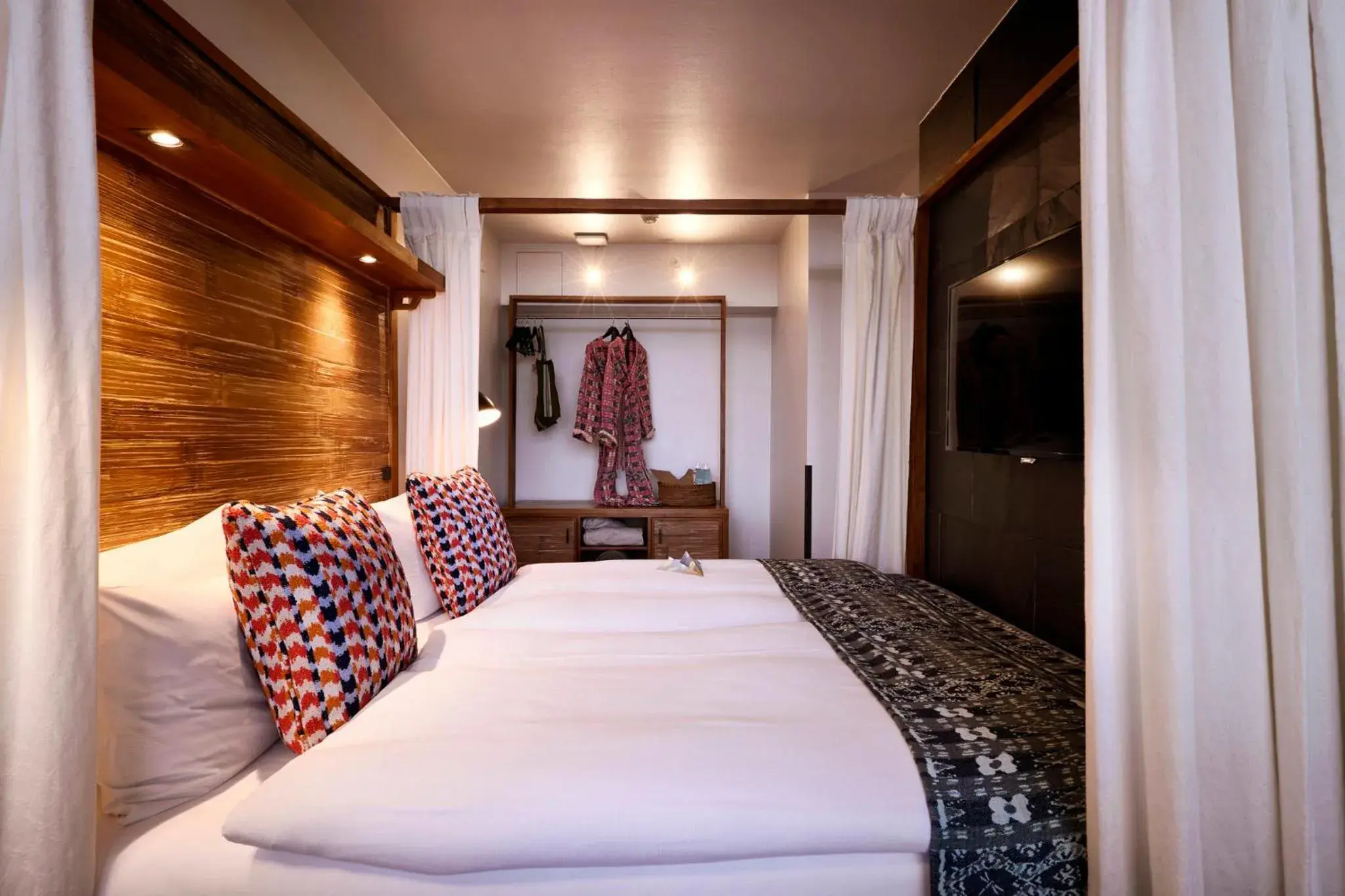 Bedroom, Bed in Manon Les Suites Guldsmeden Bedroom, Bed in Manon Les Suites Guldsmeden