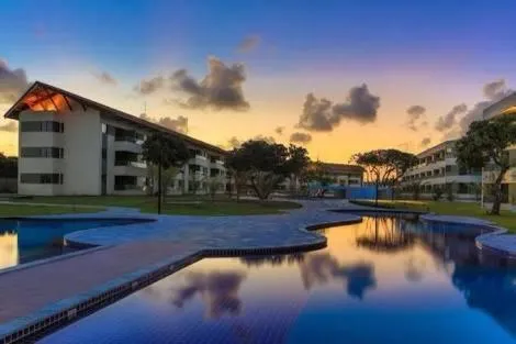 Swimming pool in Carneiros Beach Resort