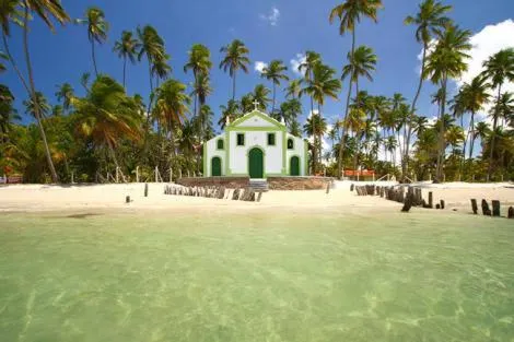 Carneiros Beach Resort