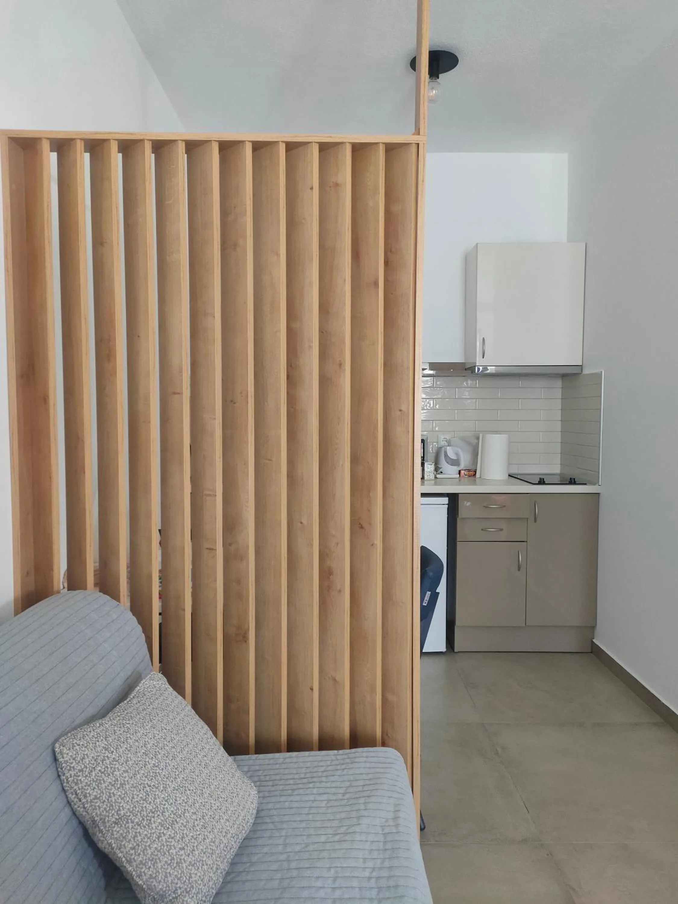 Theros Villas & Suites