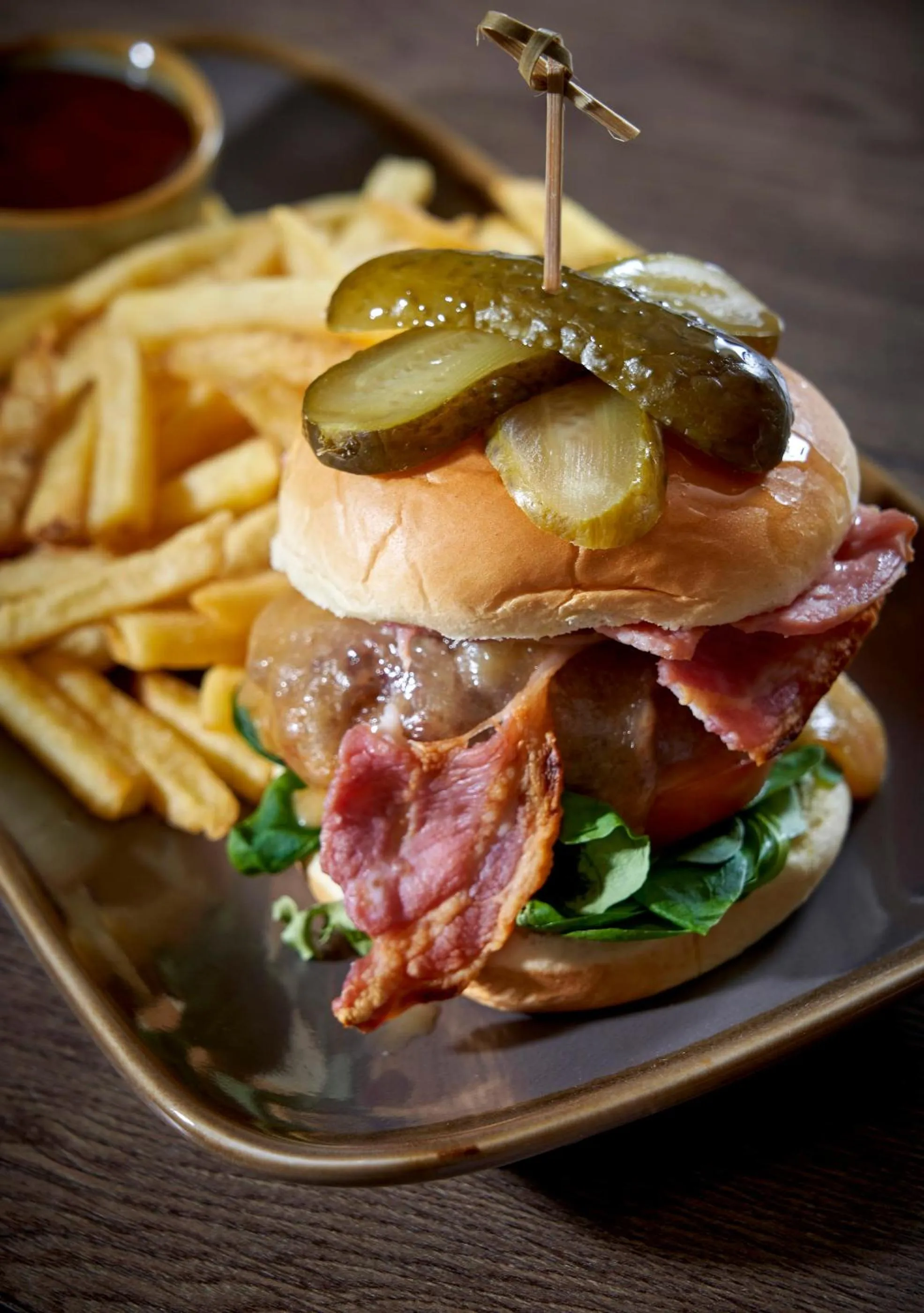 Restaurant/places to eat in Kingston Theatre Hotel