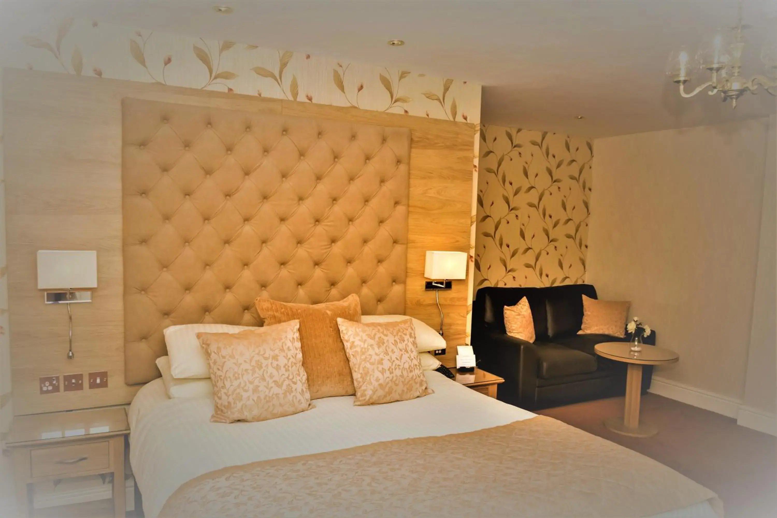 Bed in Kingston Theatre Hotel Bed in Kingston Theatre Hotel