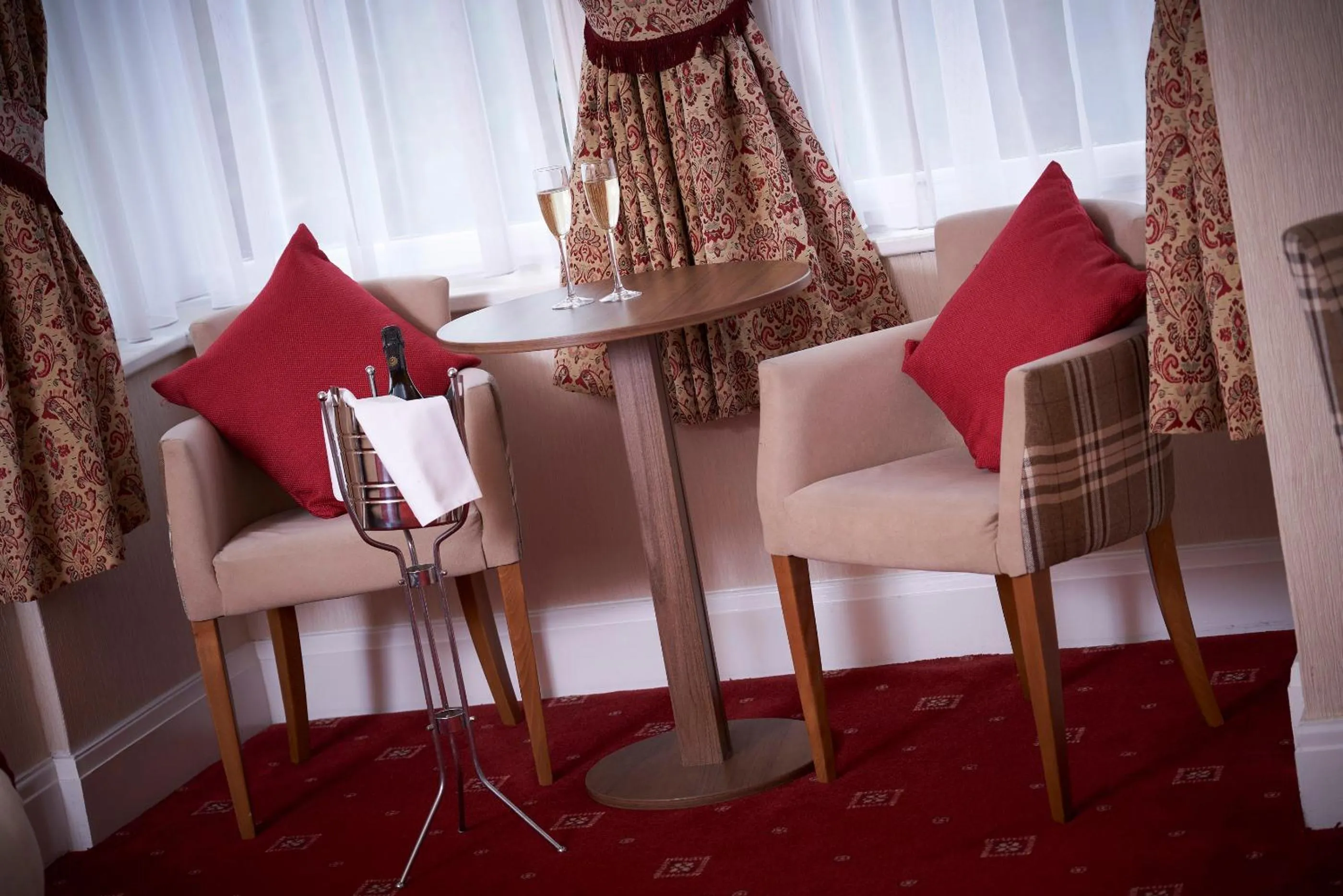 Bedroom in Kingston Theatre Hotel