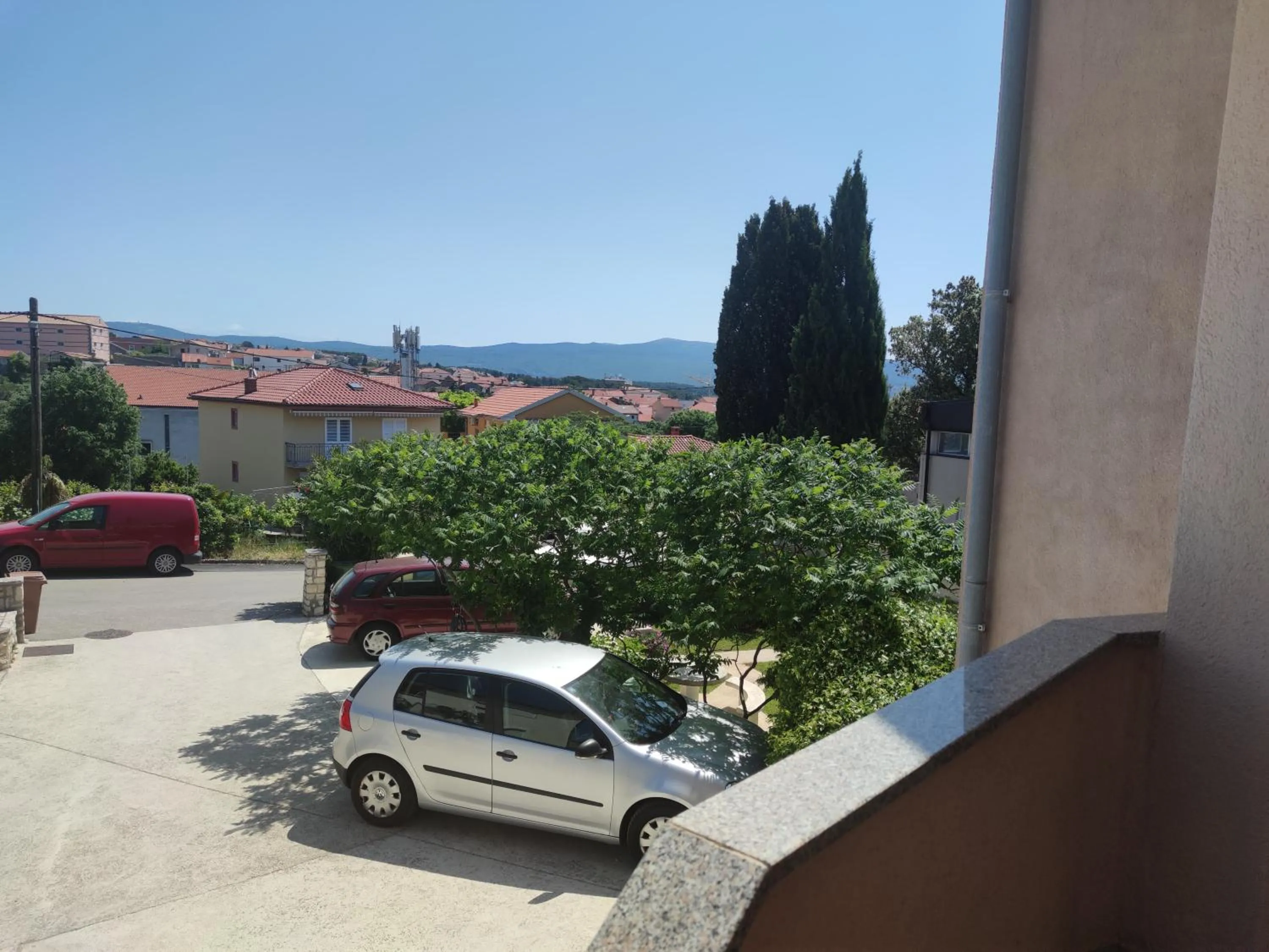 Garden view in Apartments Dijana