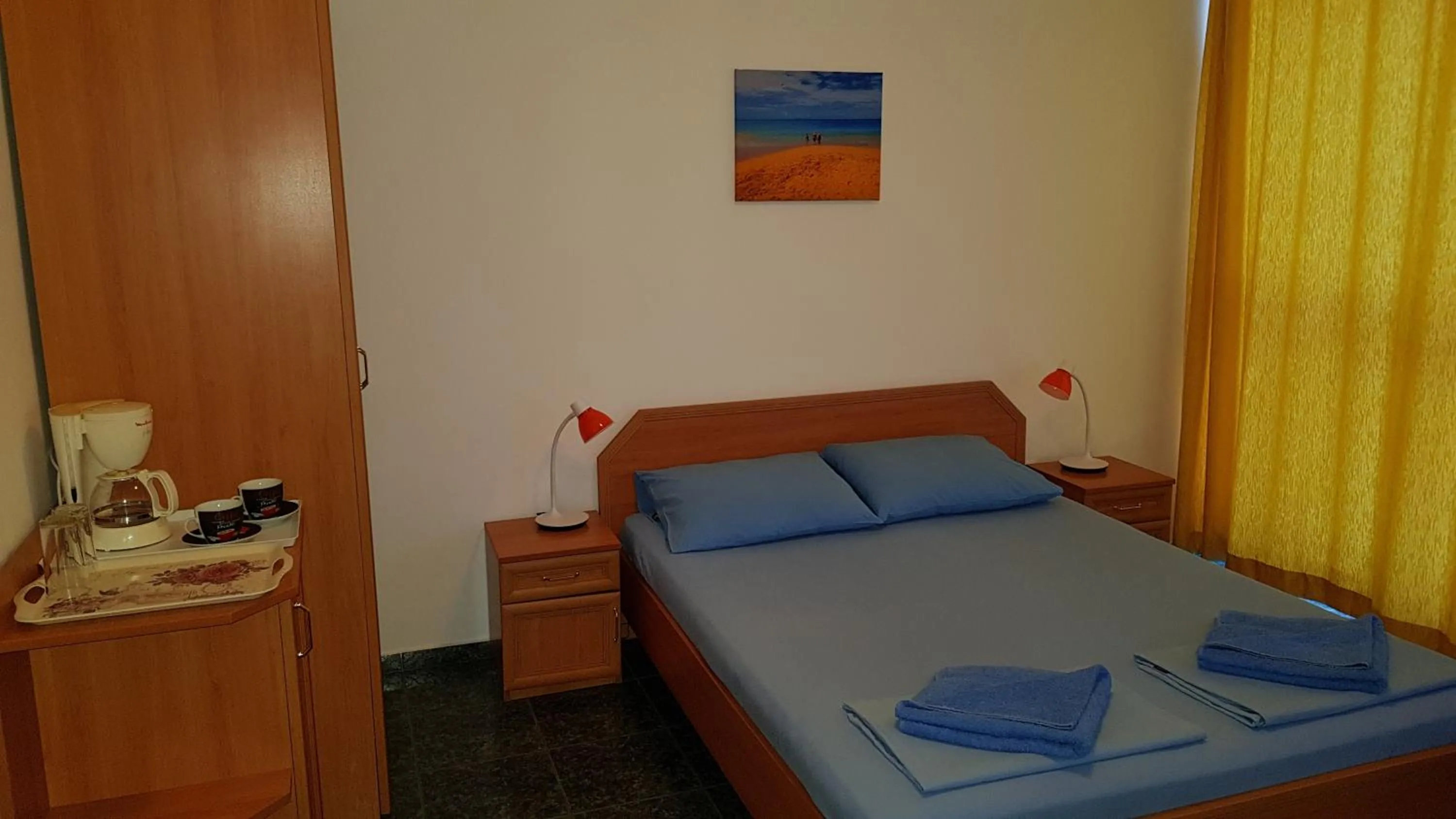 Bed in Riviera Complex 6