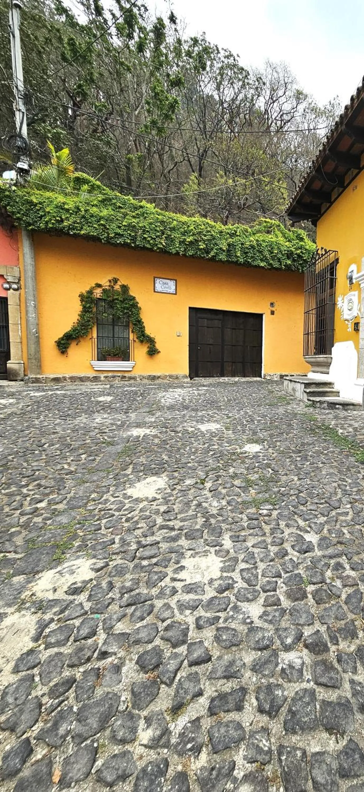 Property building in Hotel Casa del Cerro