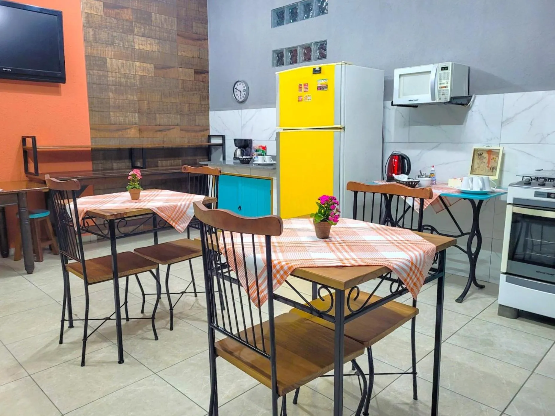 Dining area in Pousada Villa Terracotta