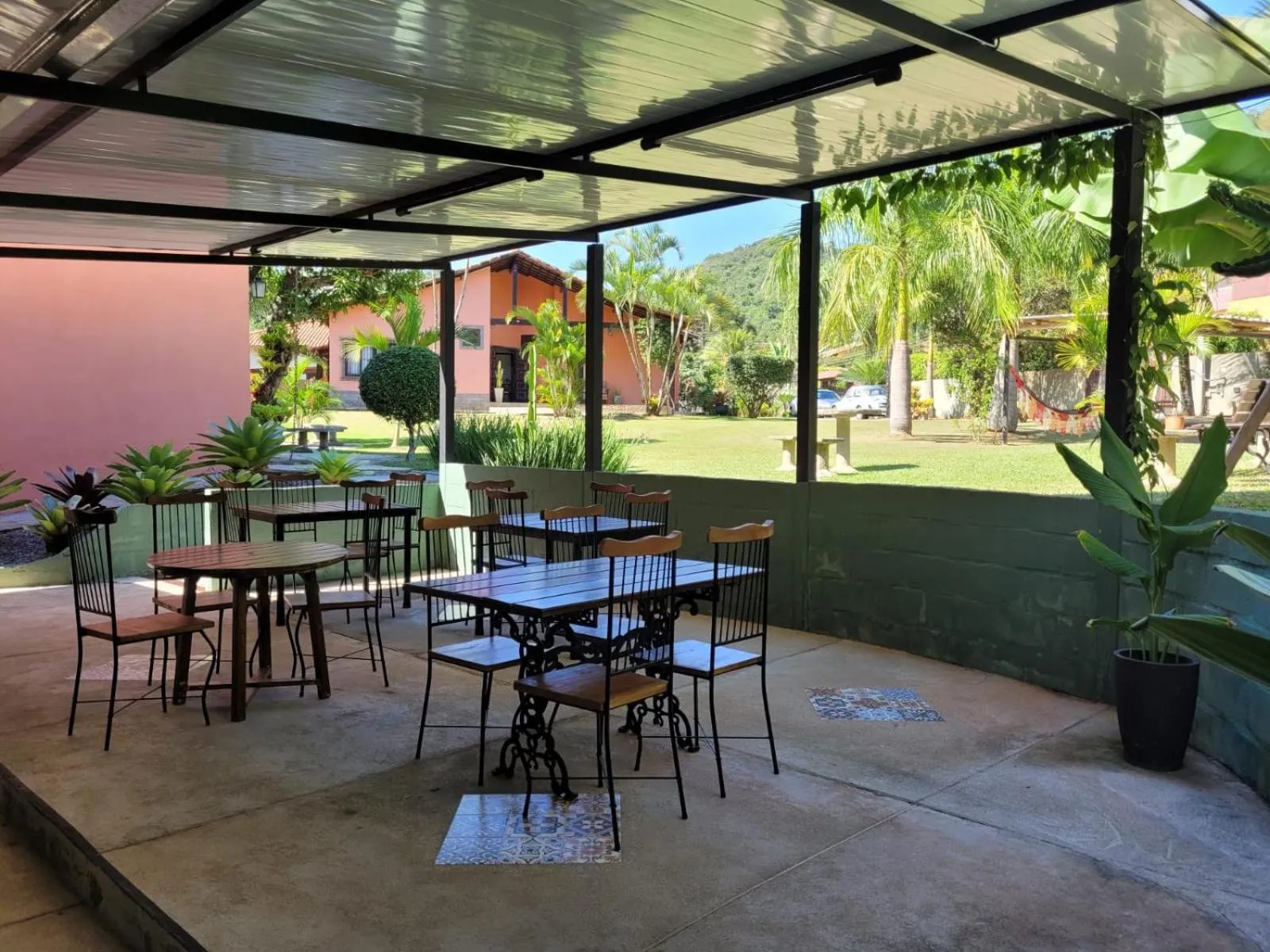 Dining area in Pousada Villa Terracotta
