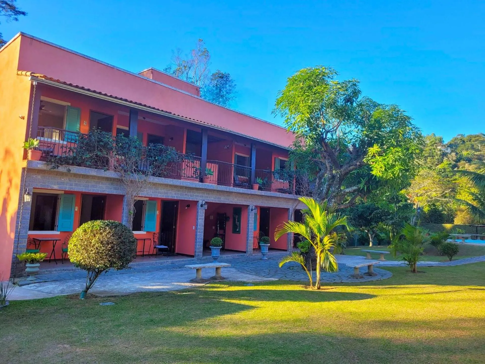 Property building in Pousada Villa Terracotta