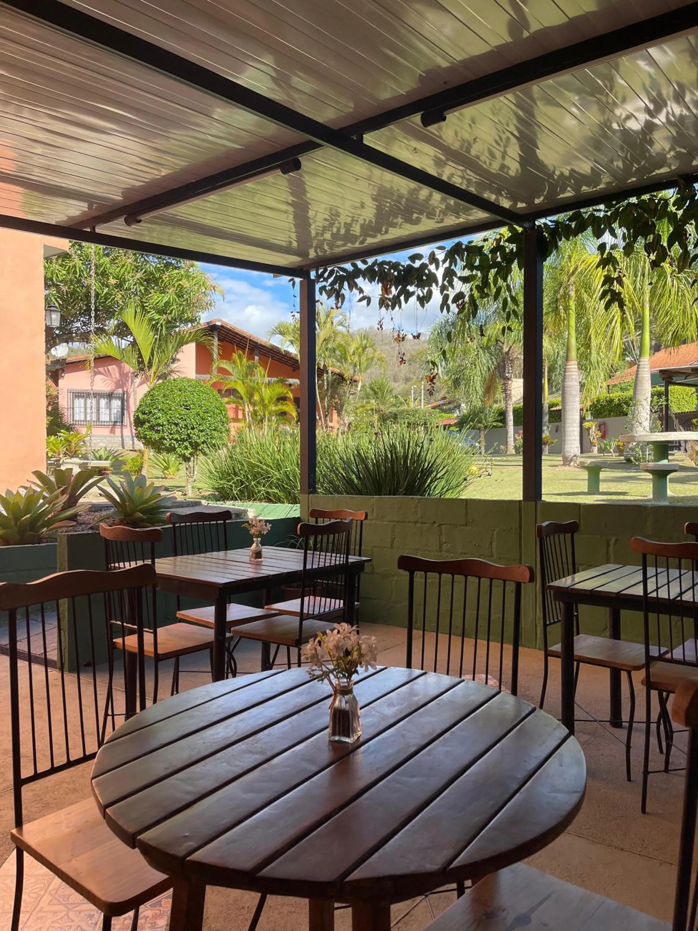 Dining area in Pousada Villa Terracotta