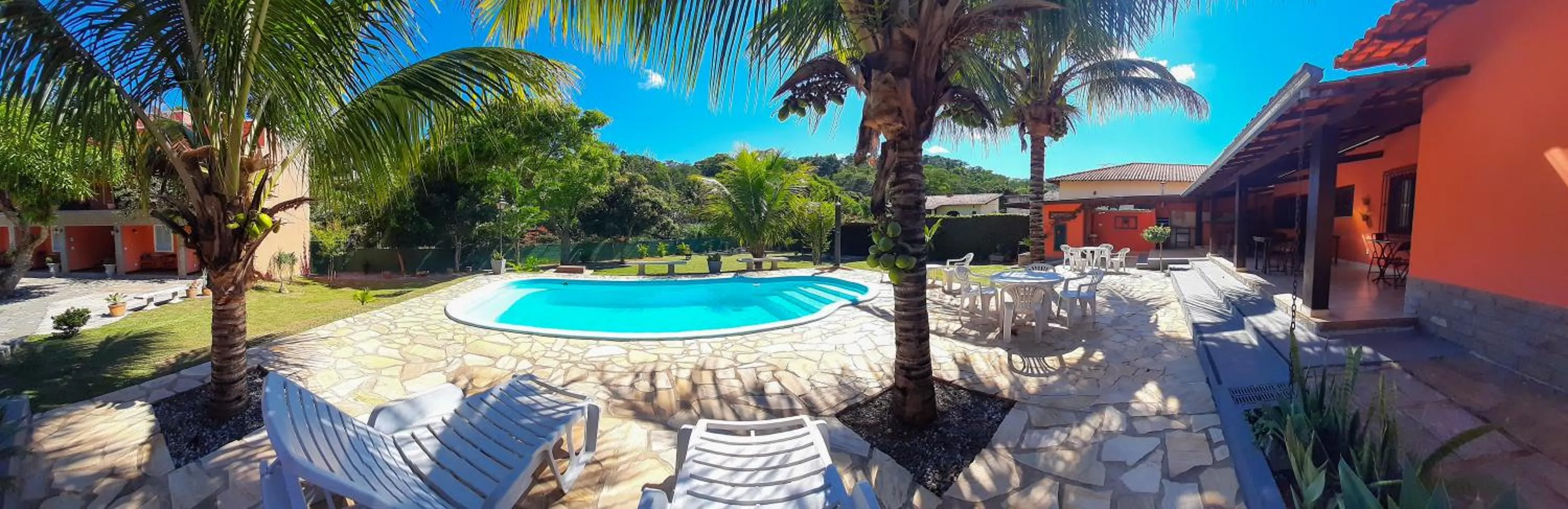 Pool view in Pousada Villa Terracotta