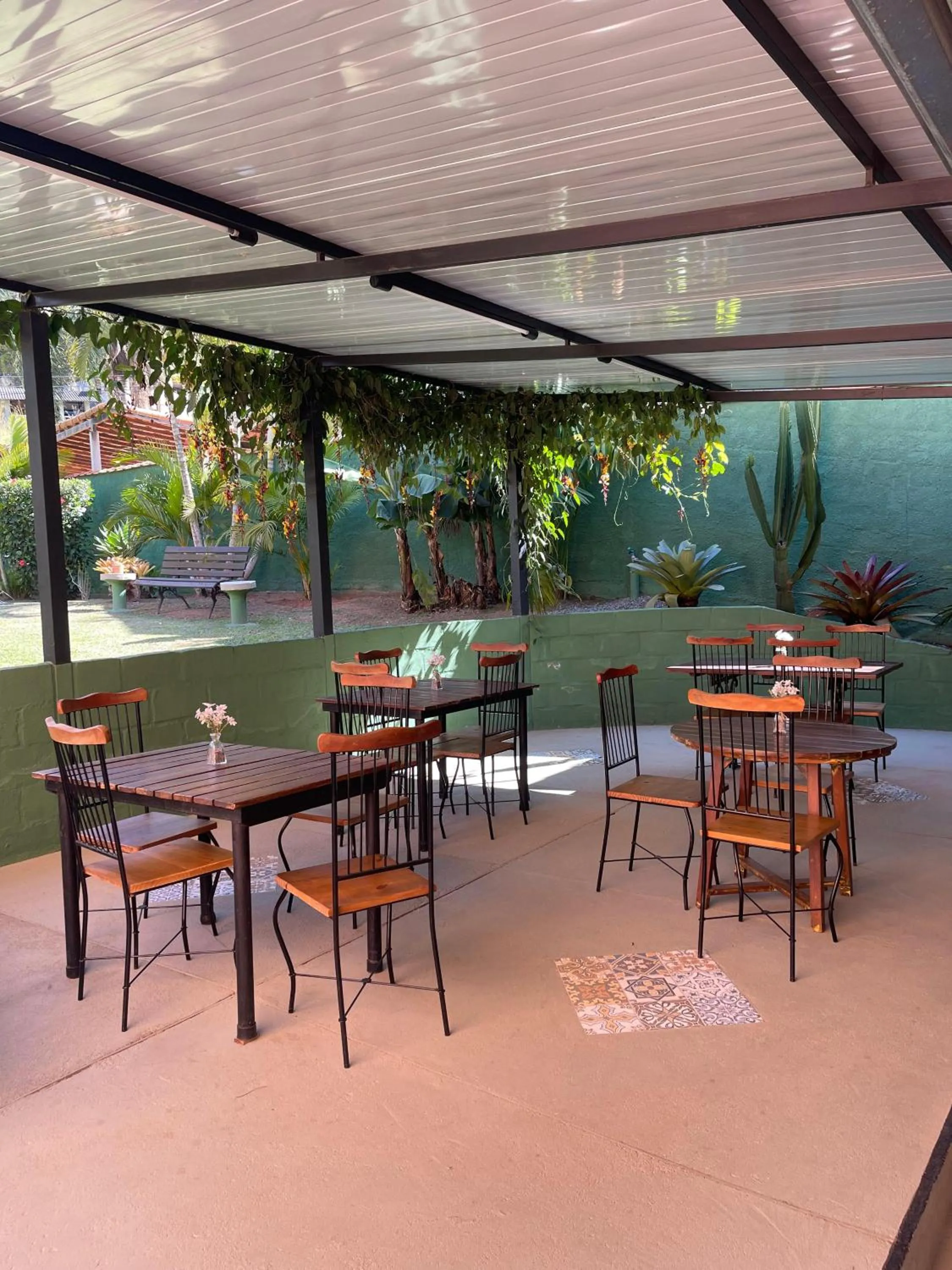 Dining area in Pousada Villa Terracotta