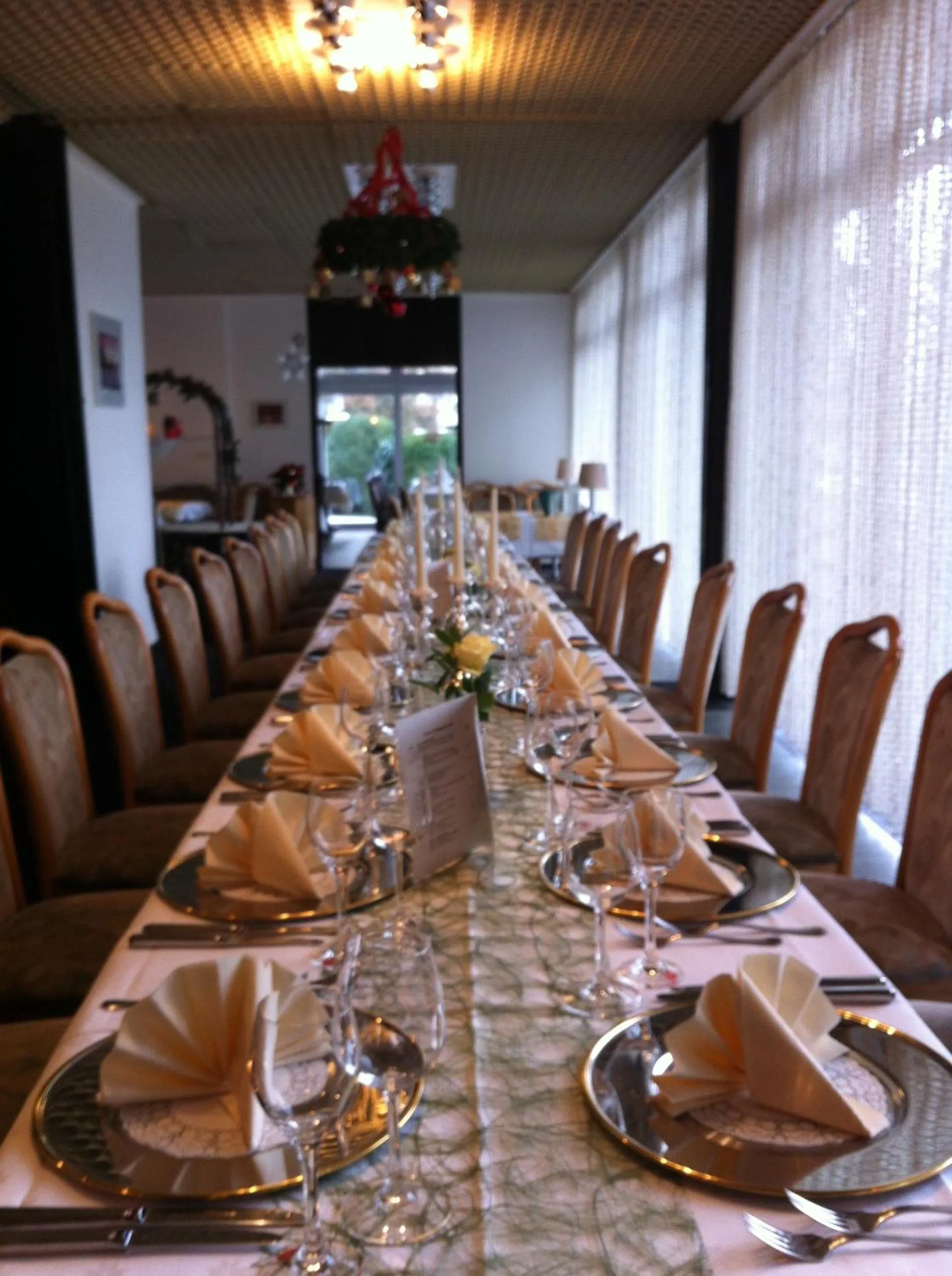 Restaurant/places to eat in Hotel Martina