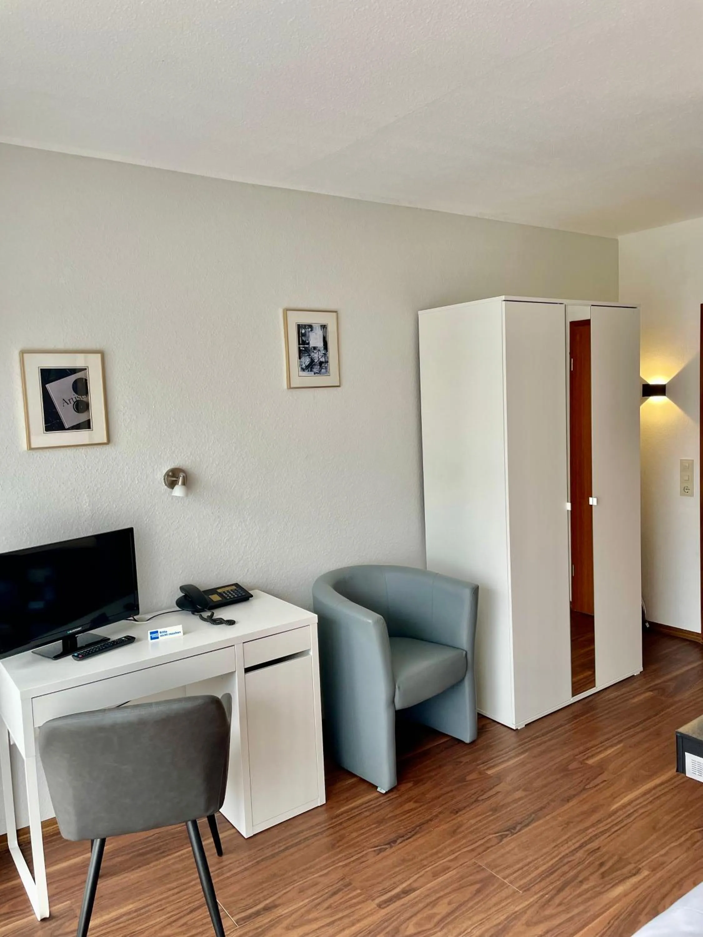 Photo of the whole room in Hotel Martina