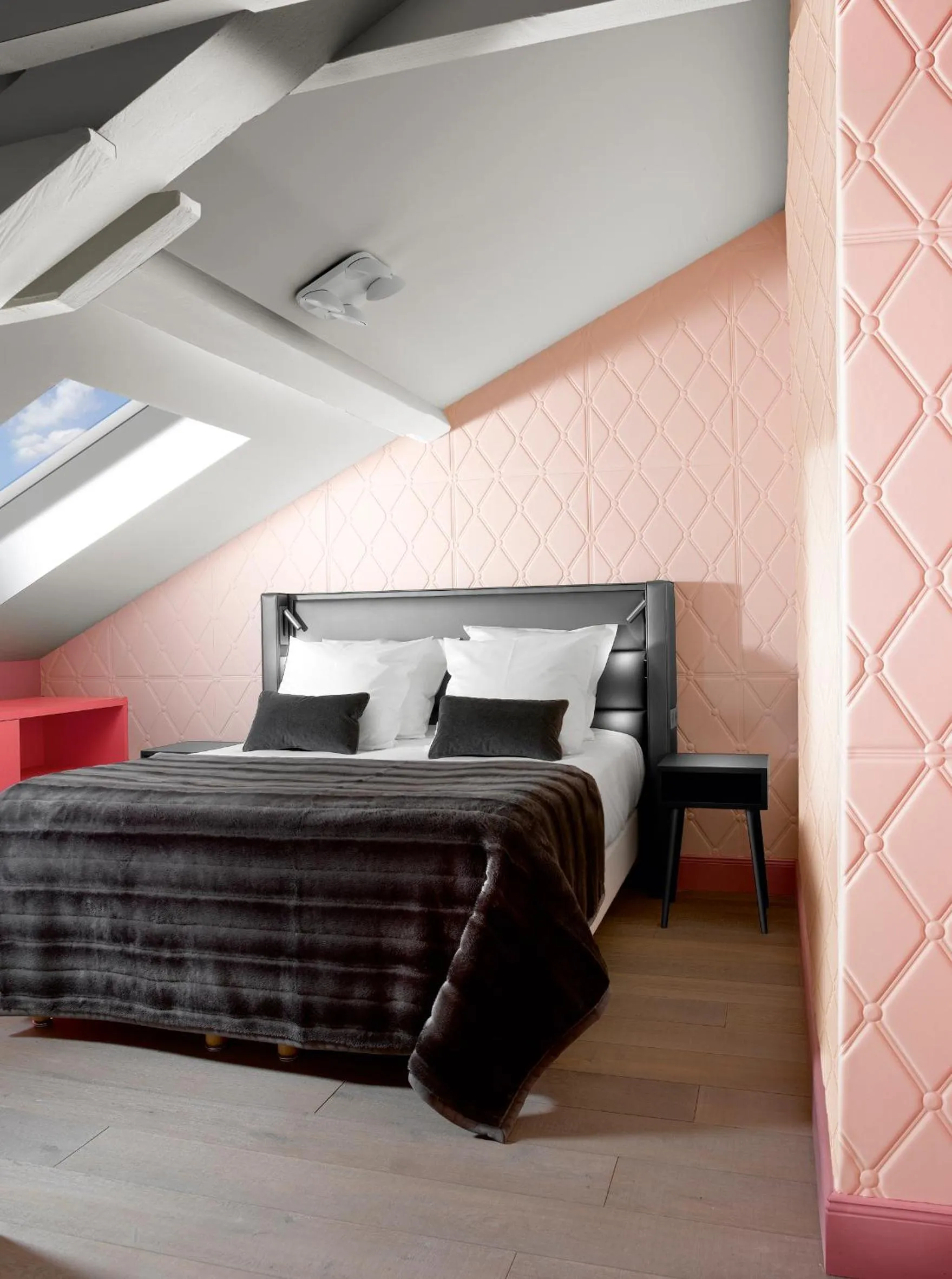 Bedroom, Bed in Le Moon