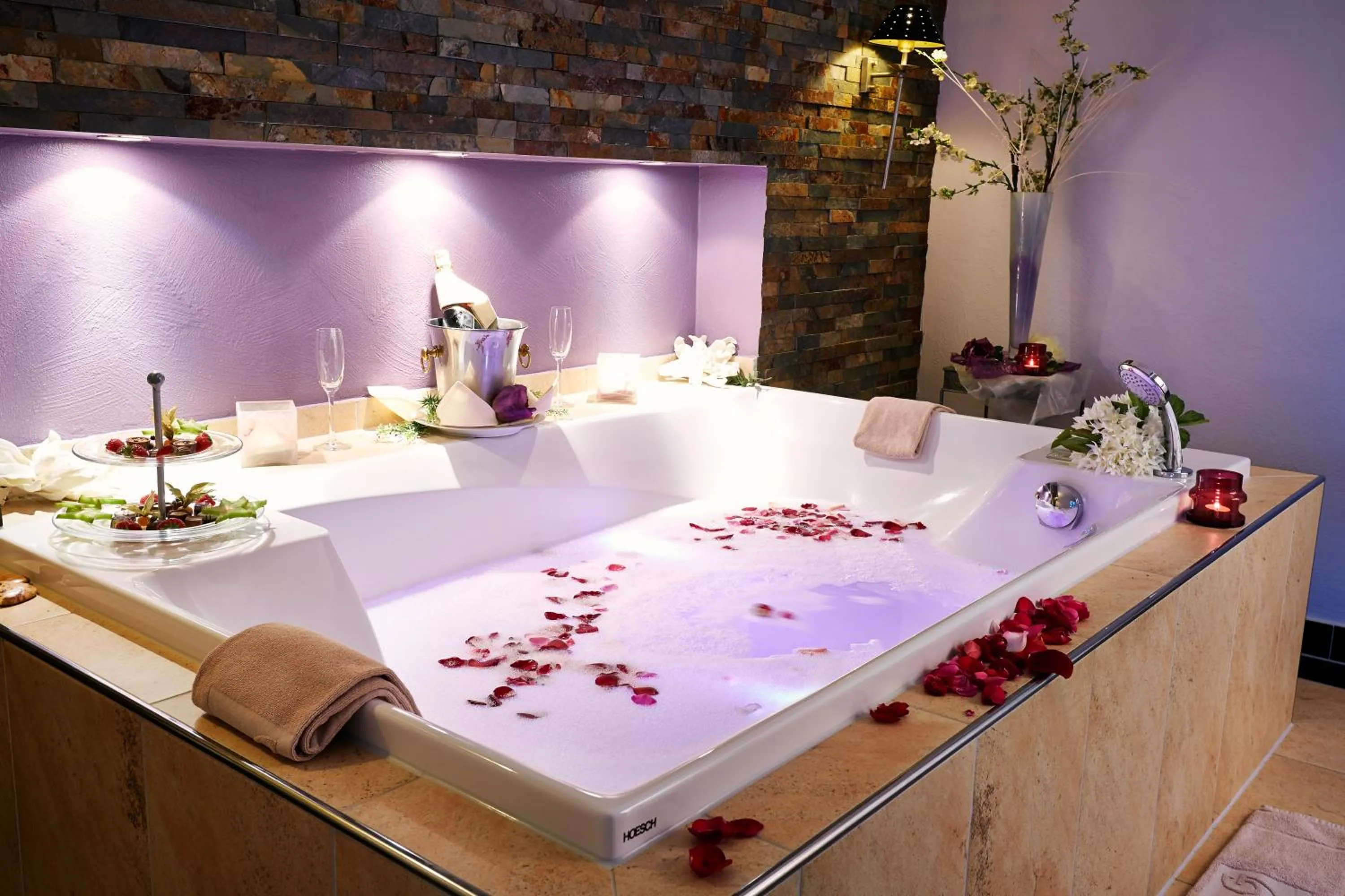 Spa and wellness centre/facilities in Göbel's Hotel AquaVita