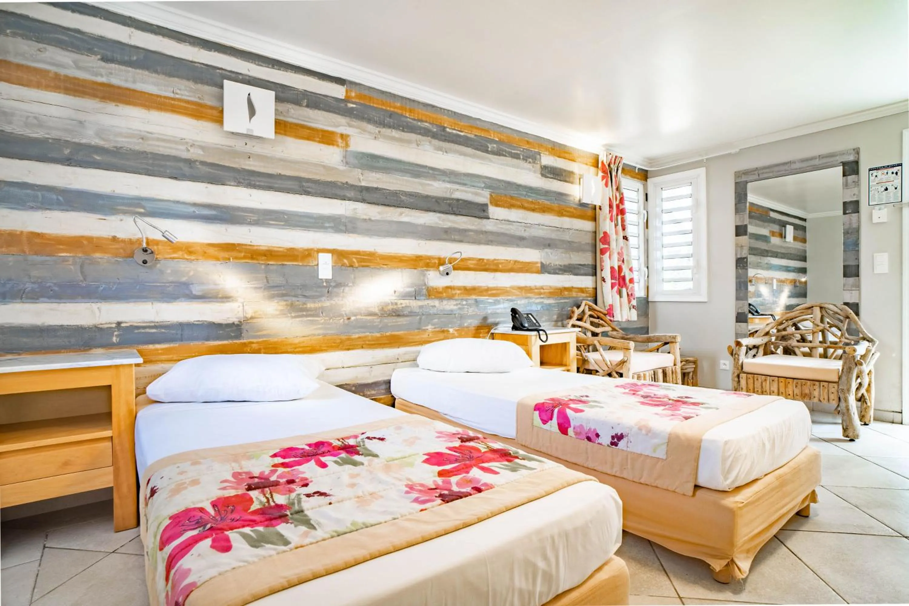 Chambre double supérieure "18 ans et plus" - Lits simples in Hotel Bambou