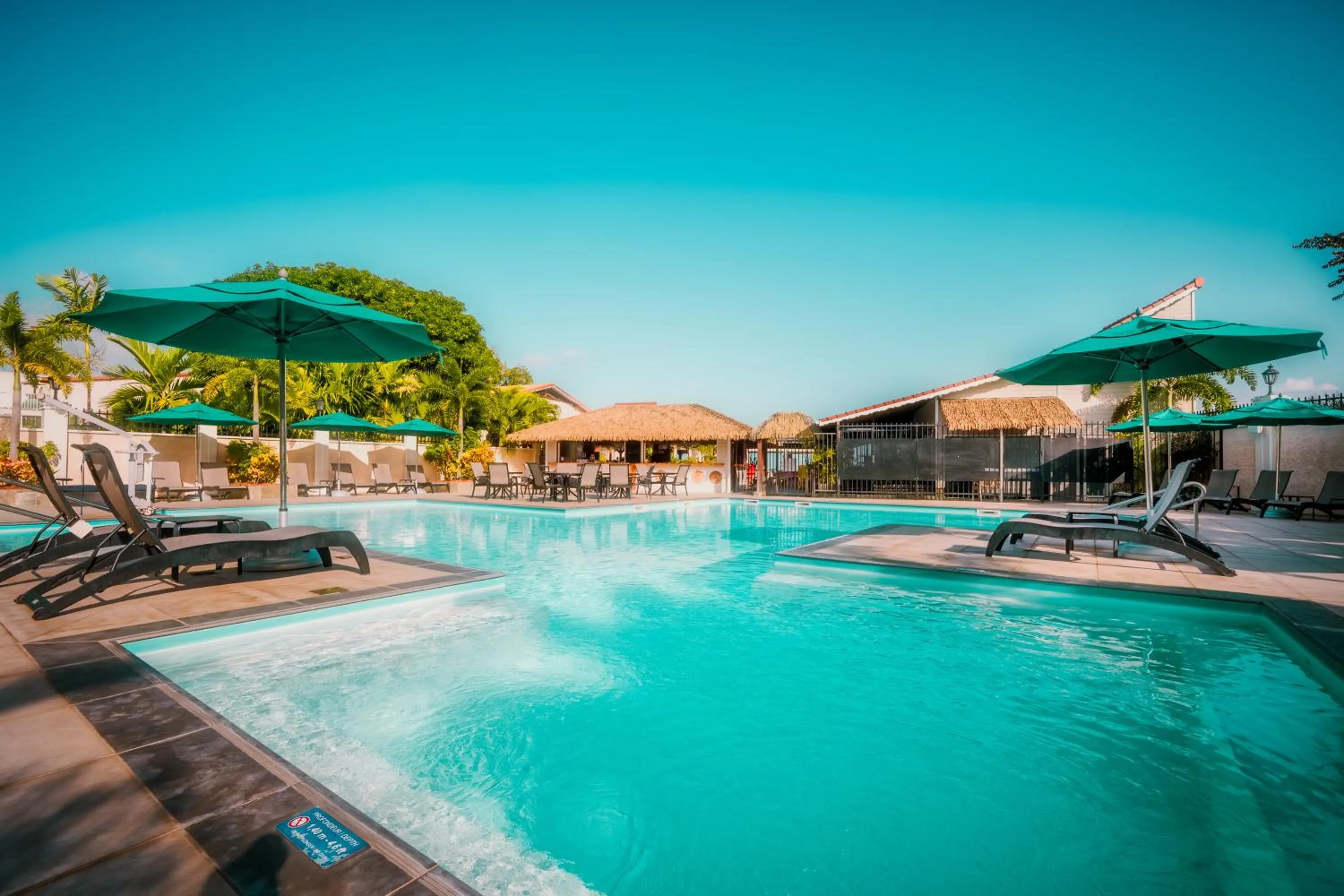 Pool view in Hotel Bambou