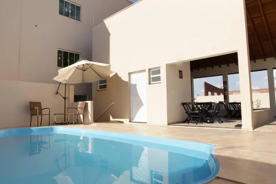 Swimming pool in Siena Hotel