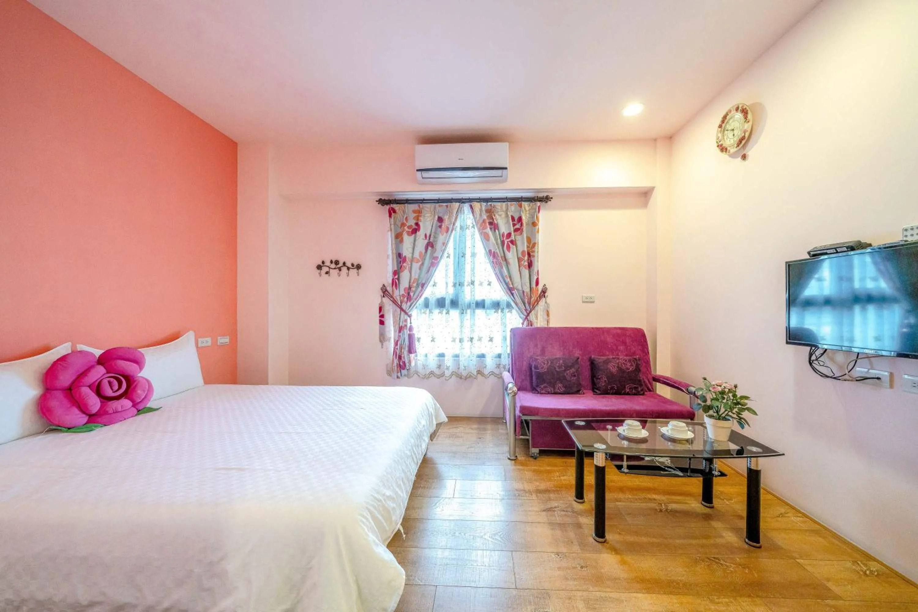 Bed in Aurora Castle