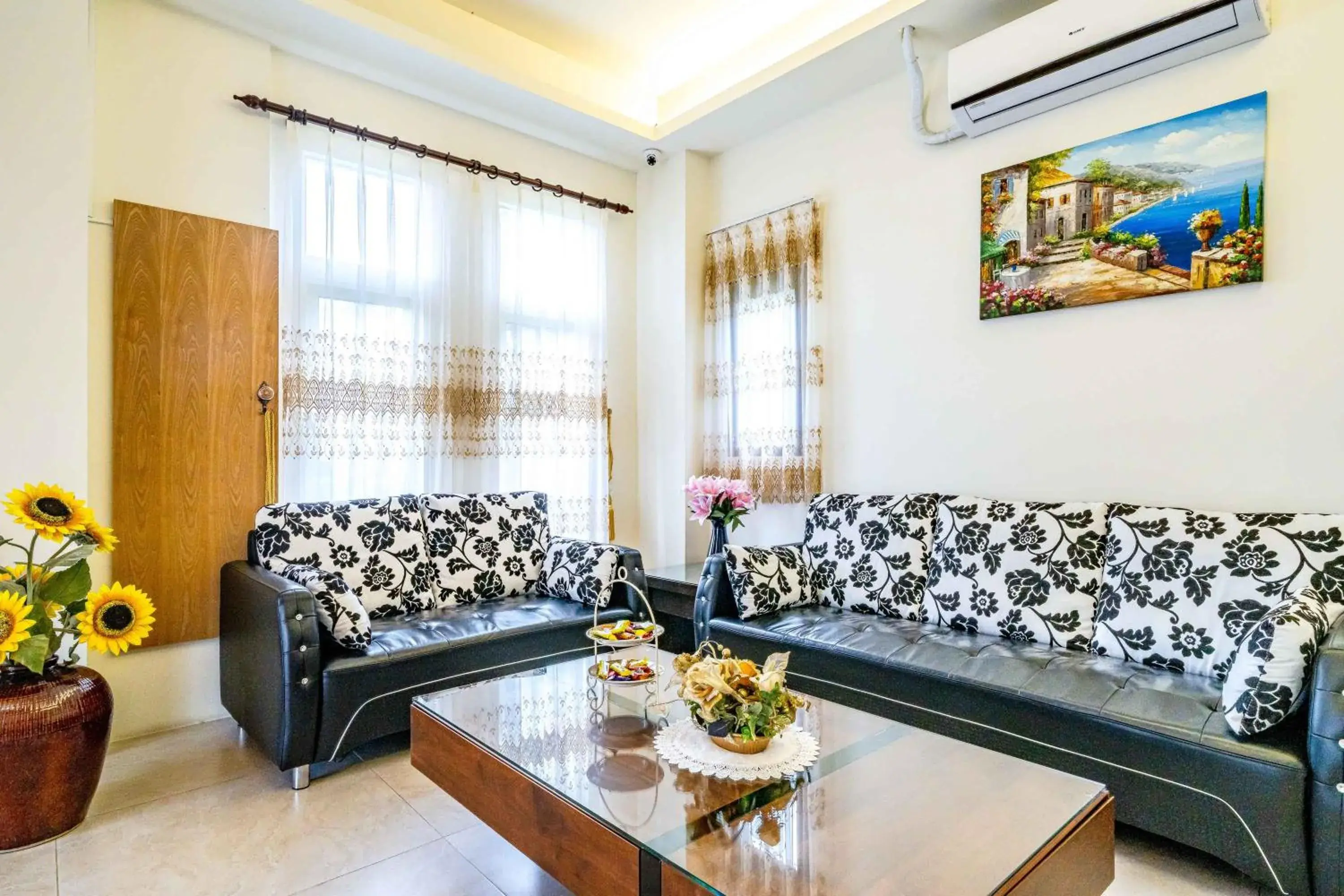 Living room in Aurora Castle Living room in Aurora Castle