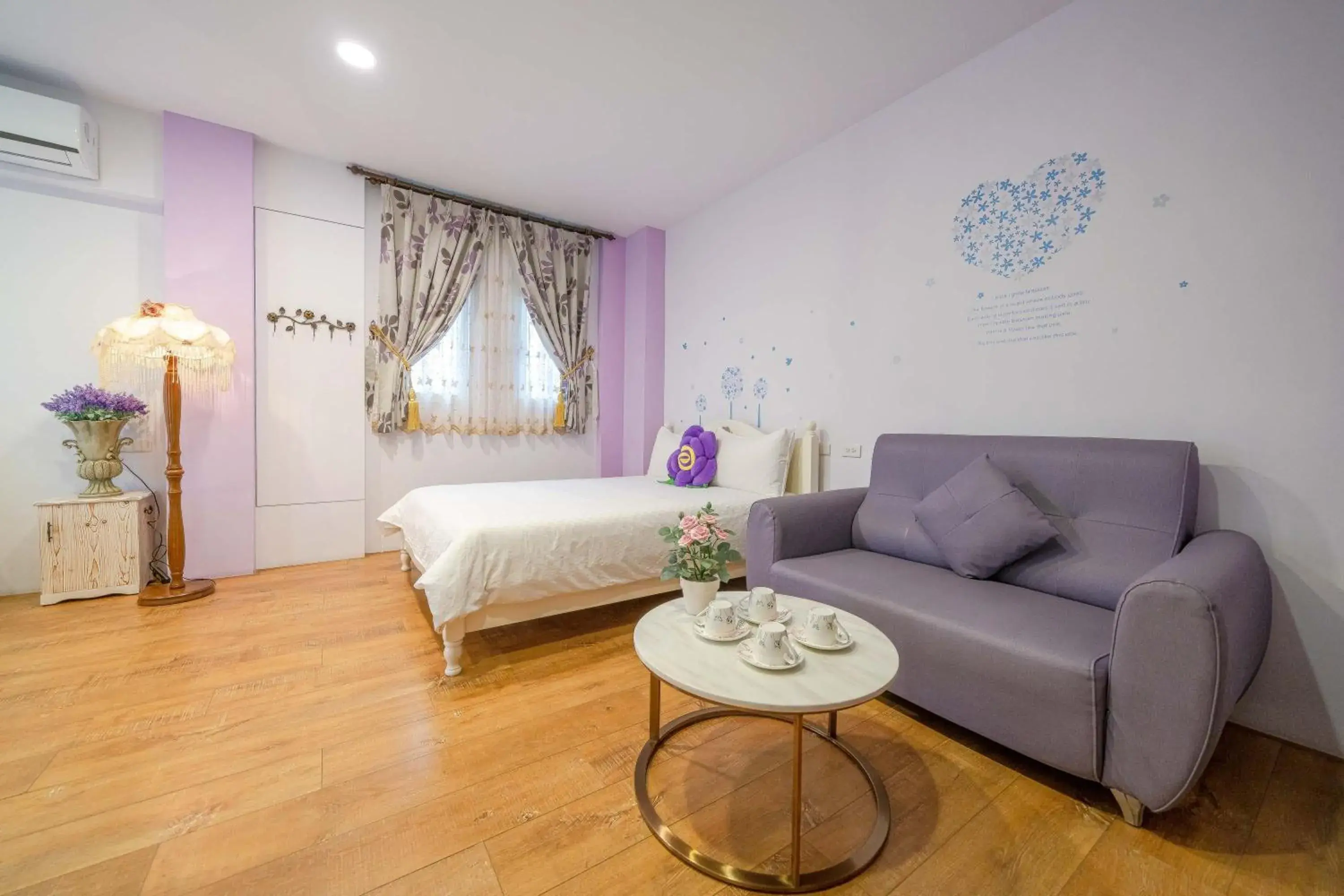 Bed in Aurora Castle Bed in Aurora Castle