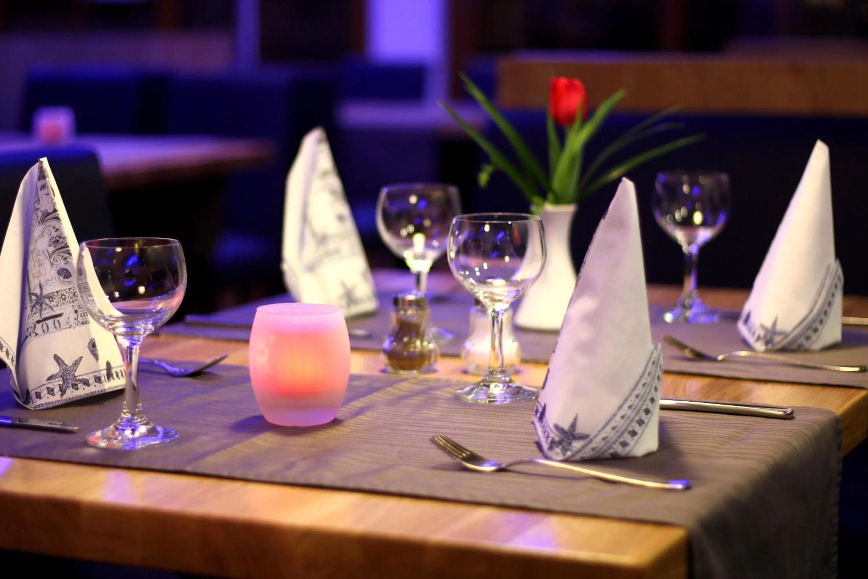 Restaurant/places to eat in Hotel Seeterrassen