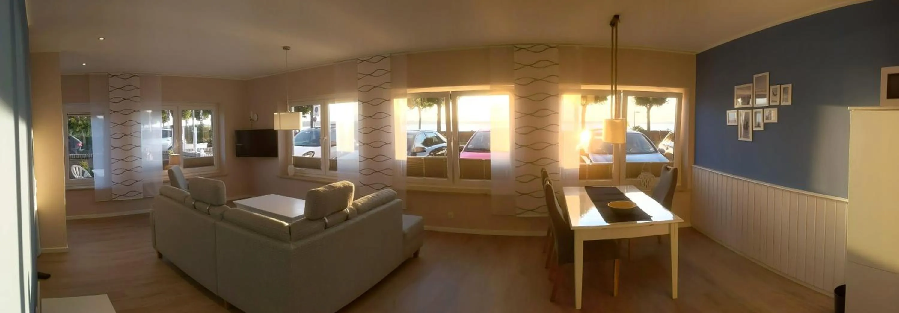 Living room, Bed in Hotel Seeterrassen