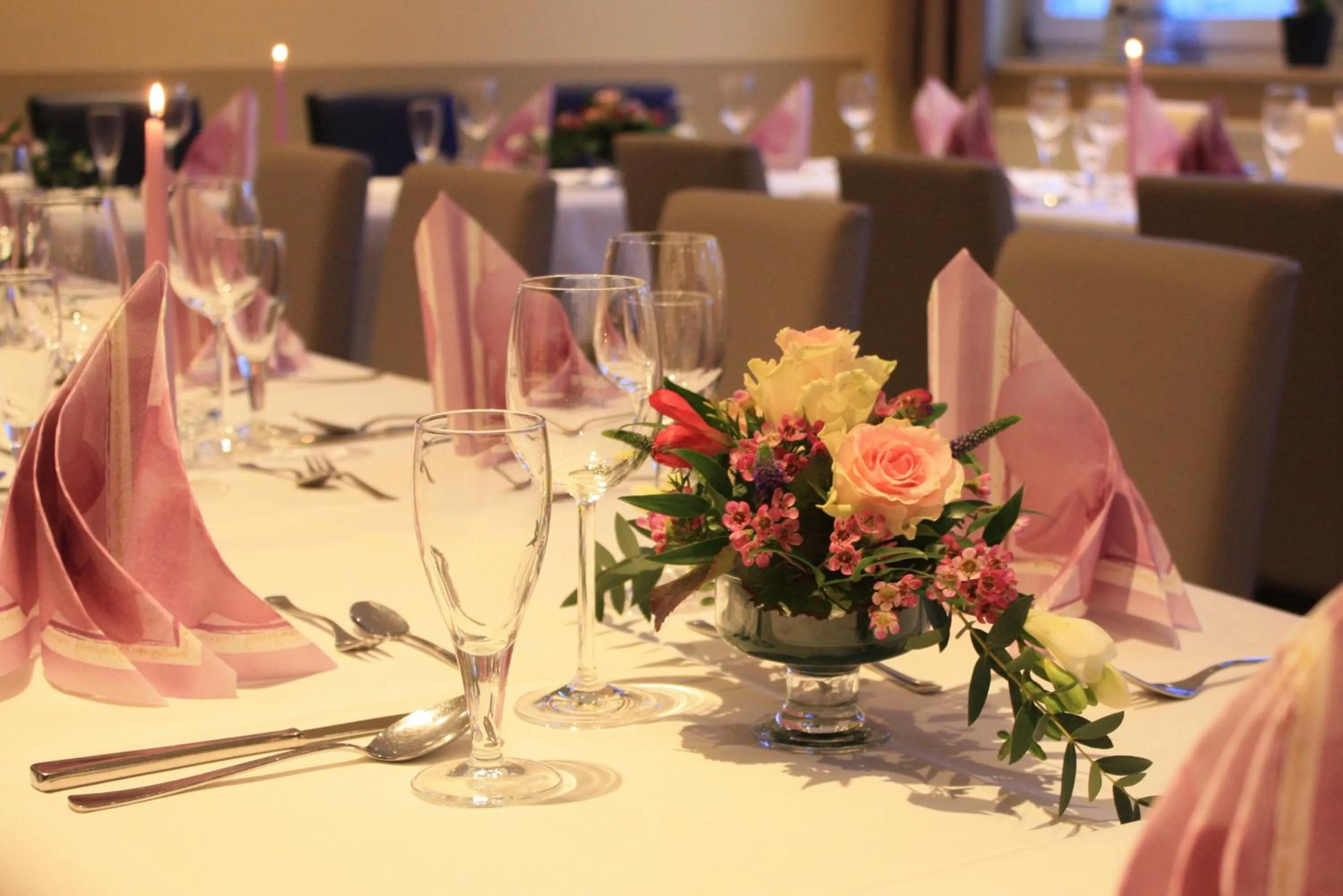 Restaurant/places to eat in Hotel Seeterrassen