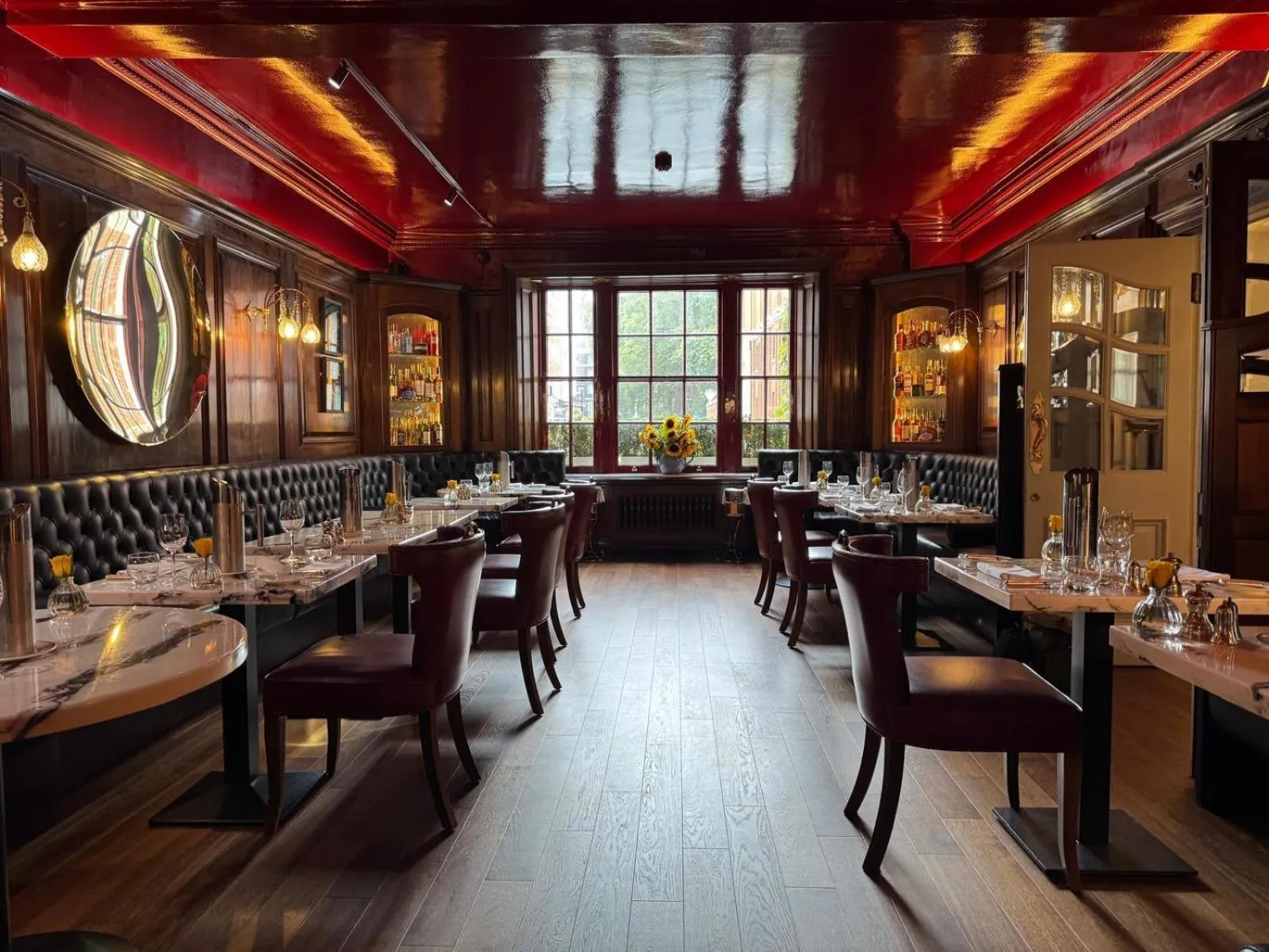 Restaurant/places to eat in Durrants Hotel