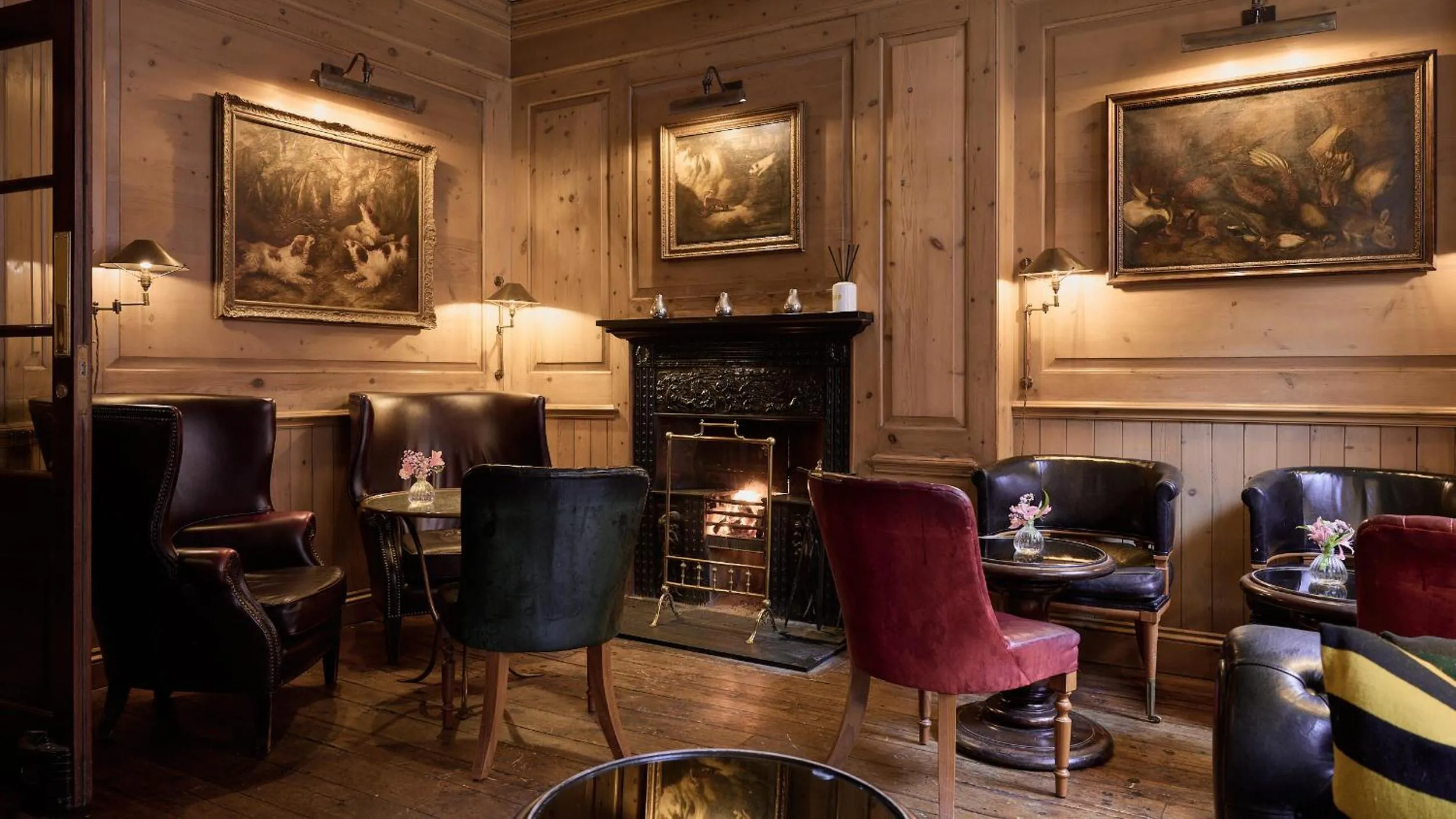 Lounge or bar in Durrants Hotel