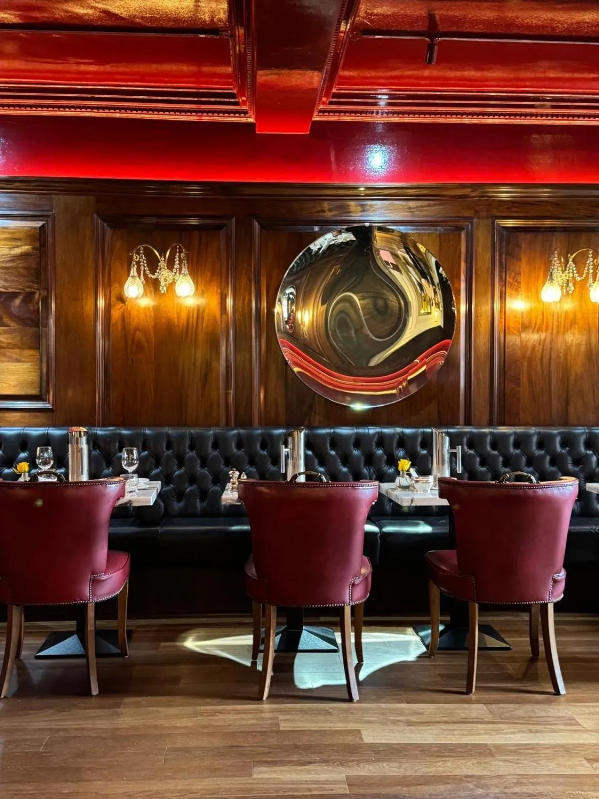 Restaurant/places to eat in Durrants Hotel