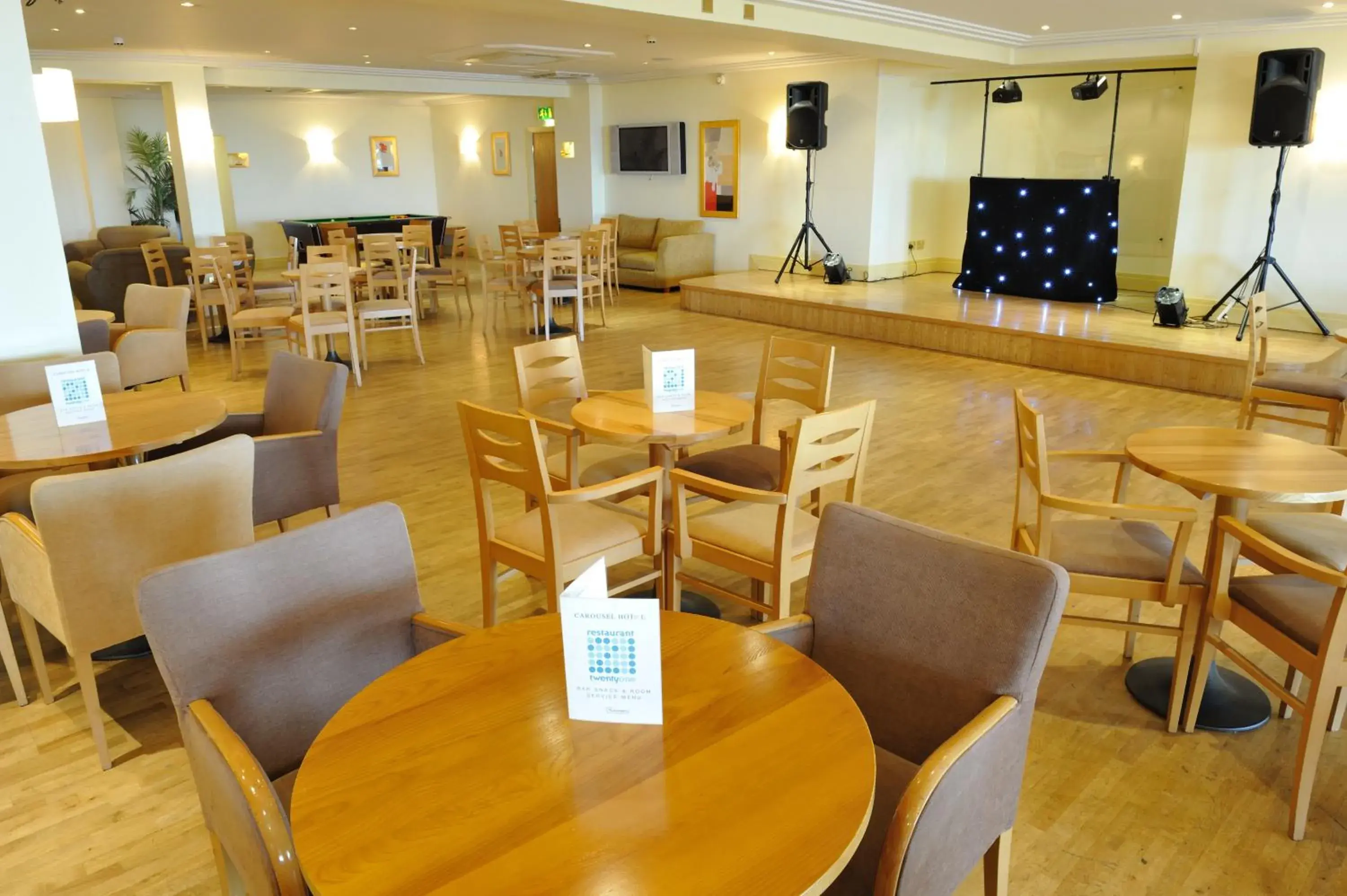 Restaurant/places to eat in Carousel Hotel Restaurant/places to eat in Carousel Hotel