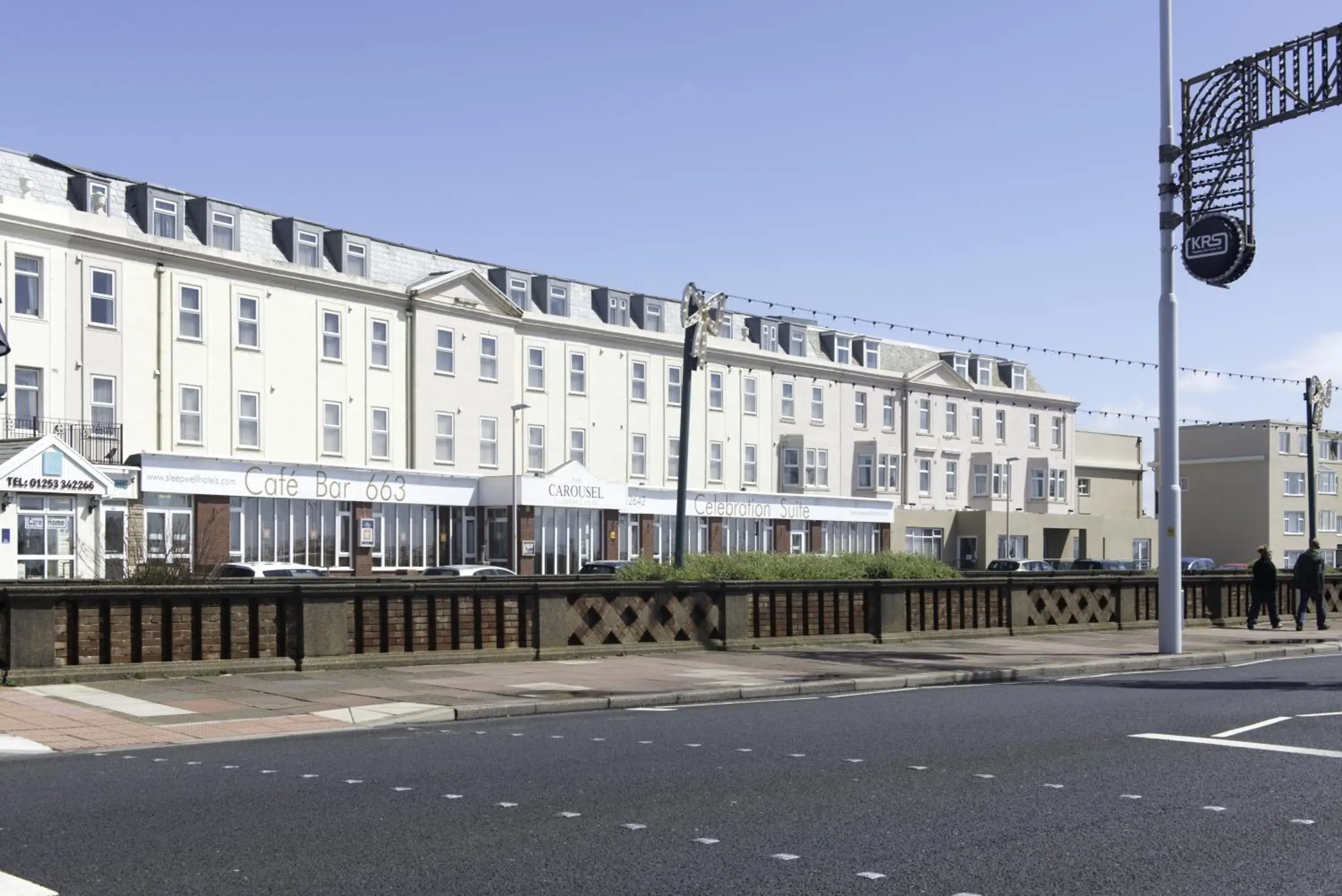 Facade/entrance in Carousel Hotel Facade/entrance in Carousel Hotel