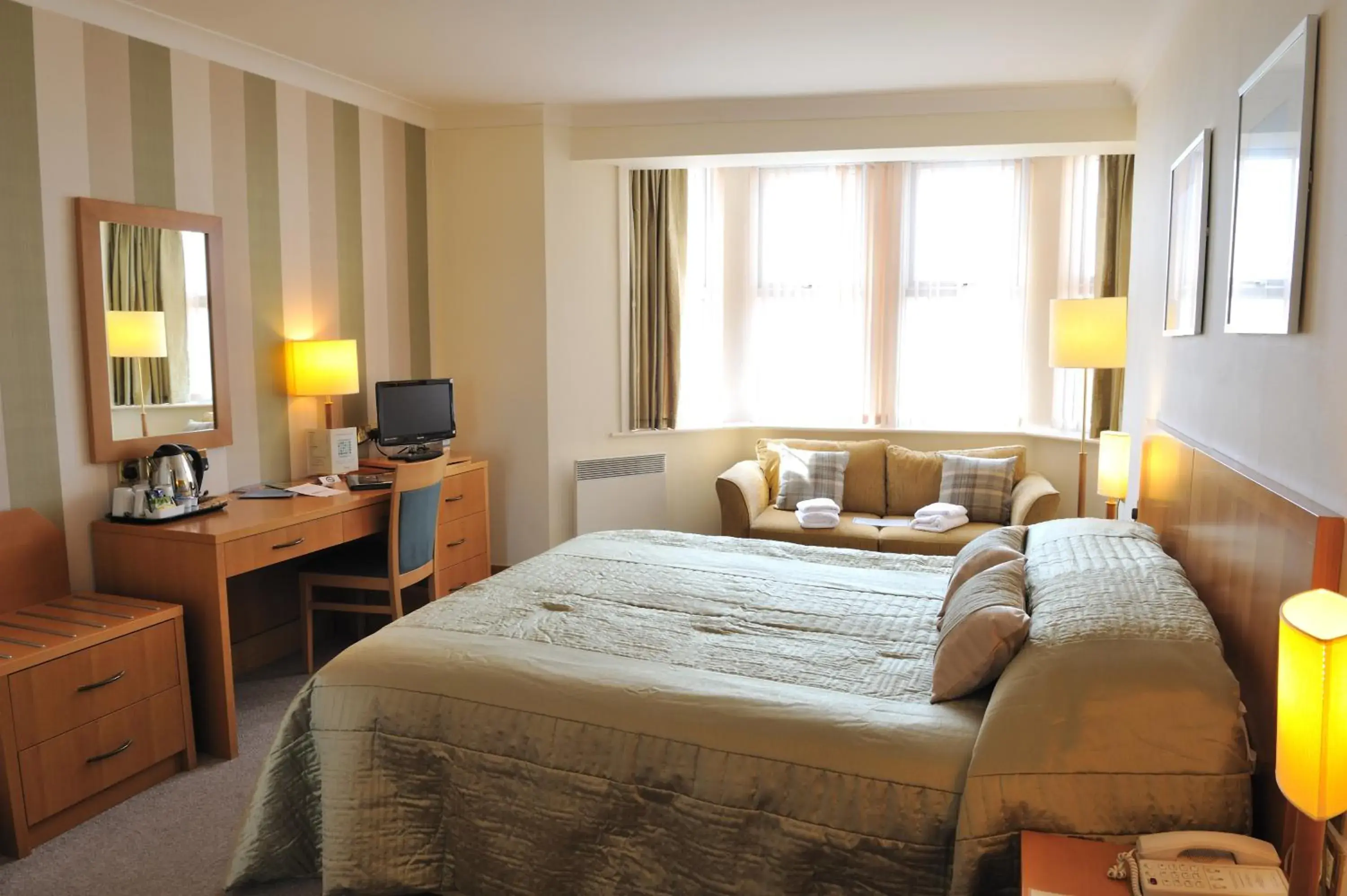 Bed in Carousel Hotel Bed in Carousel Hotel