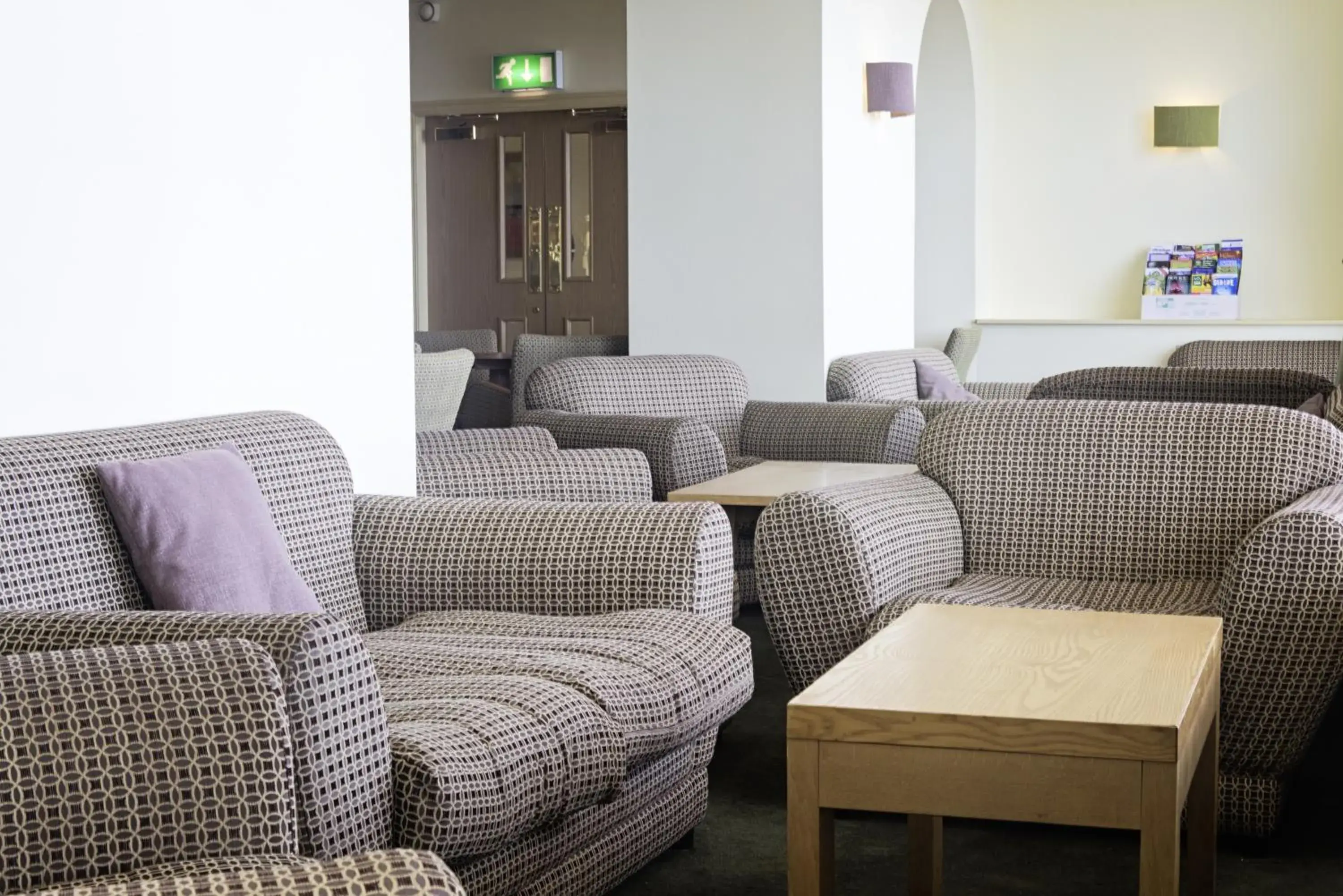 Lounge or bar in Carousel Hotel Lounge or bar in Carousel Hotel